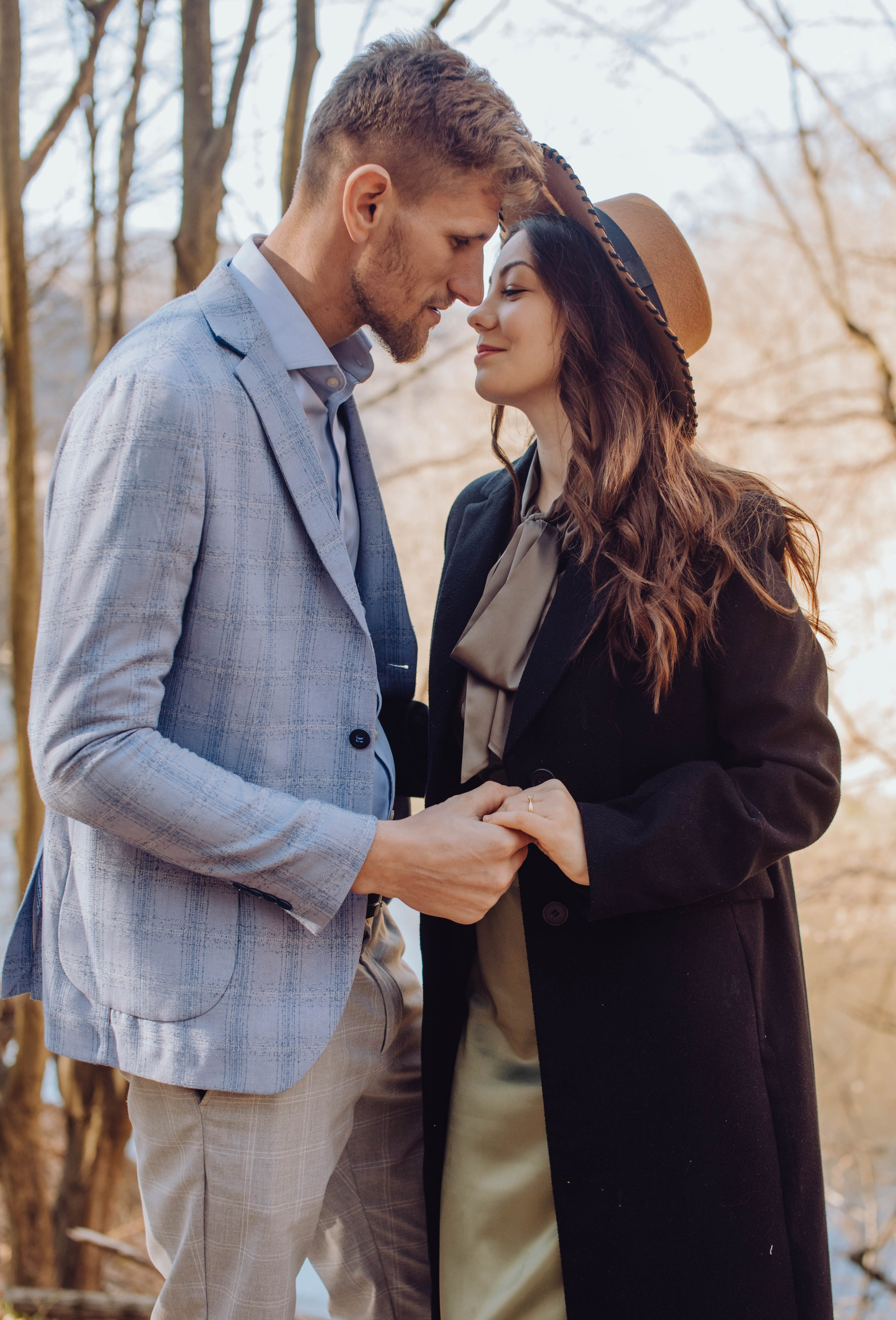 Beni & Adina. Wedding & couple photographer from Romania Rut Vetan