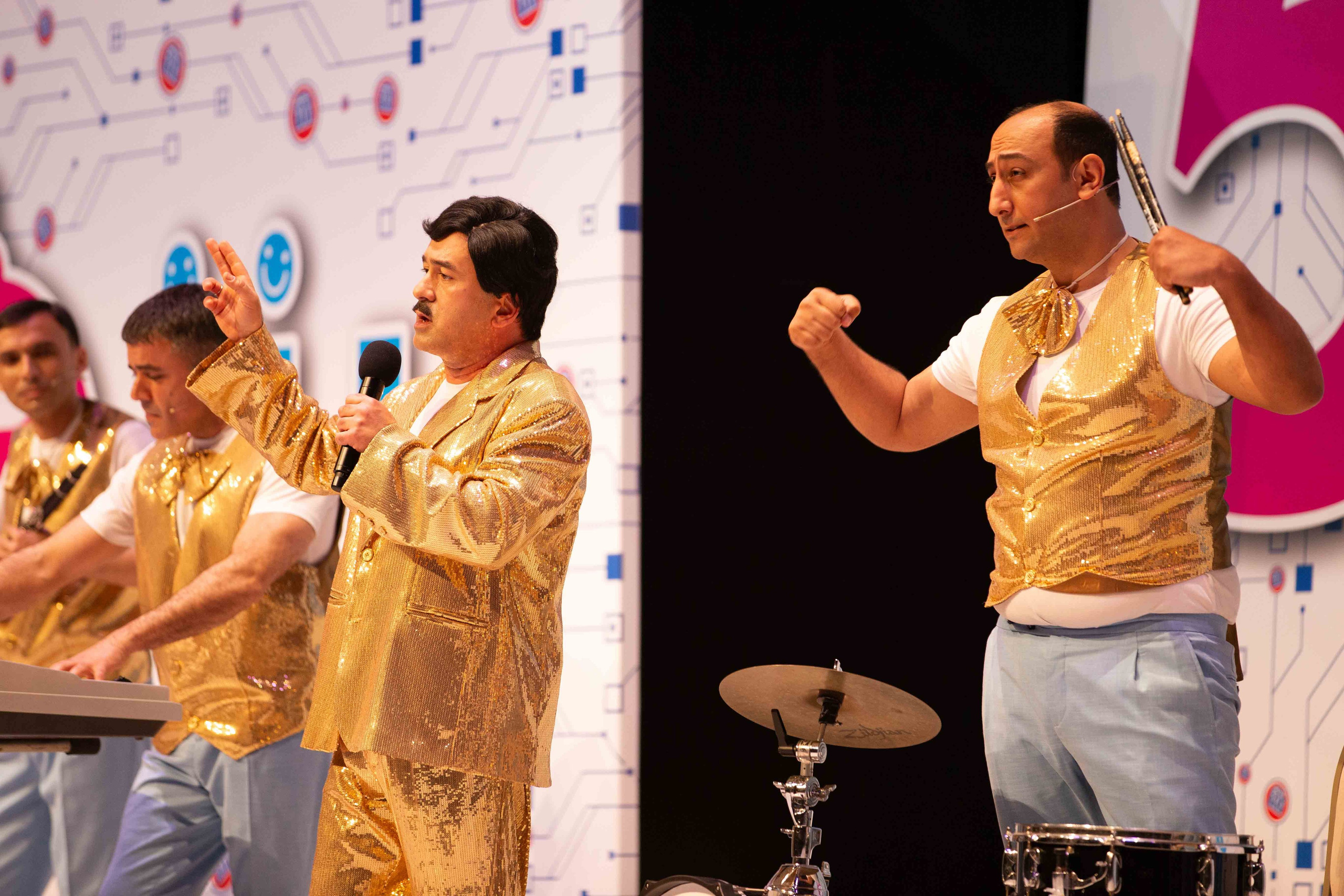 PLANET PARNI IZ BAKU. Wedding&Event photographer Ismail Rzayev in Baku