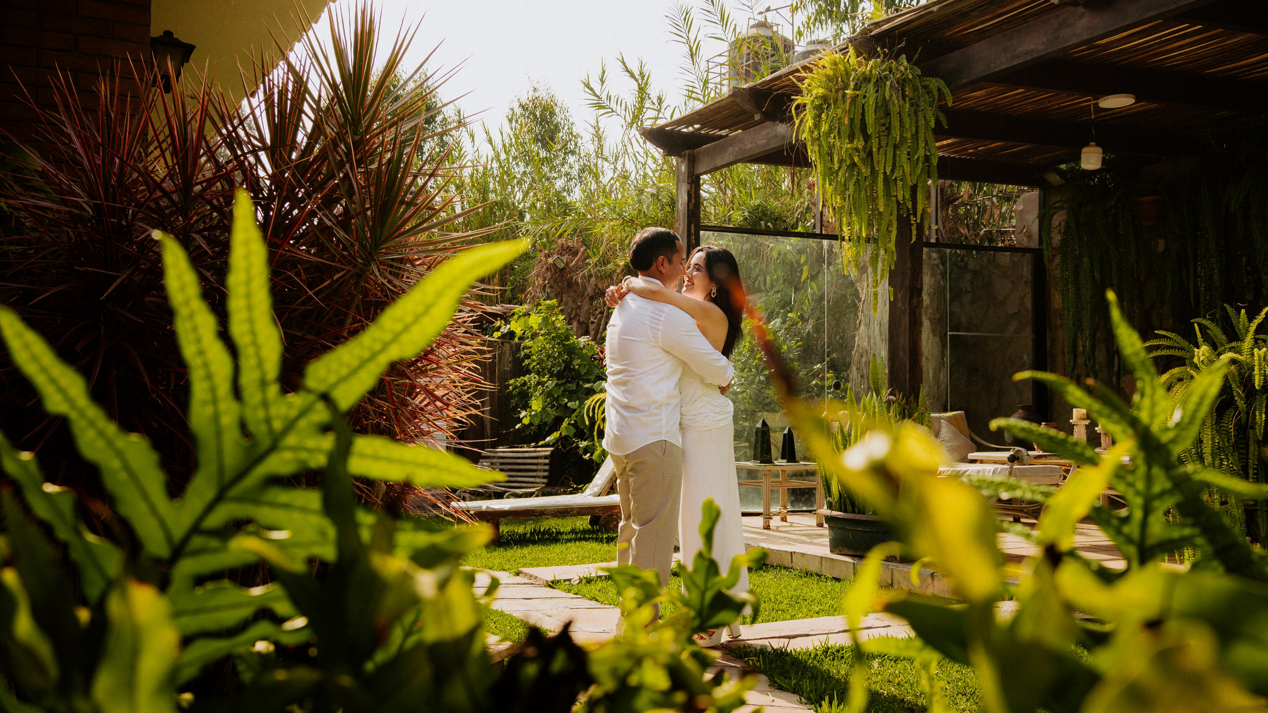 Alejandra y Brayan. Fotógrafo de Bodas en Lima | Ronhy Altamirano. Fotografía narrativa y cinematográfica para bodas, quinceañeras y eventos exclusivos