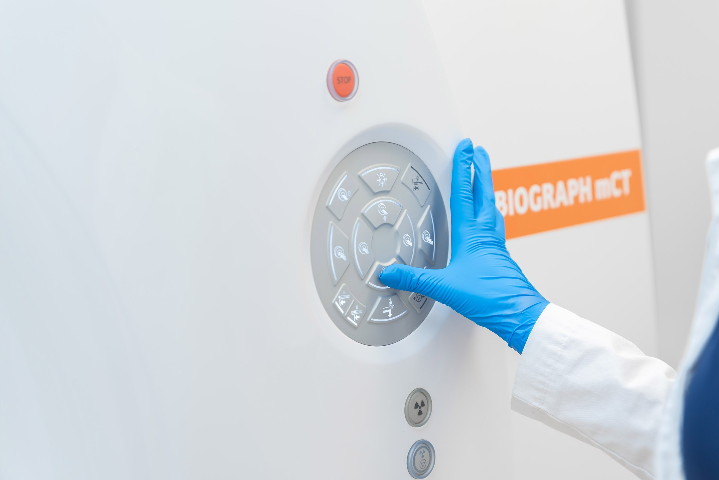 Erebuni Radiotherapy Center. Լուսանկարիչ քաղաք Երևանում