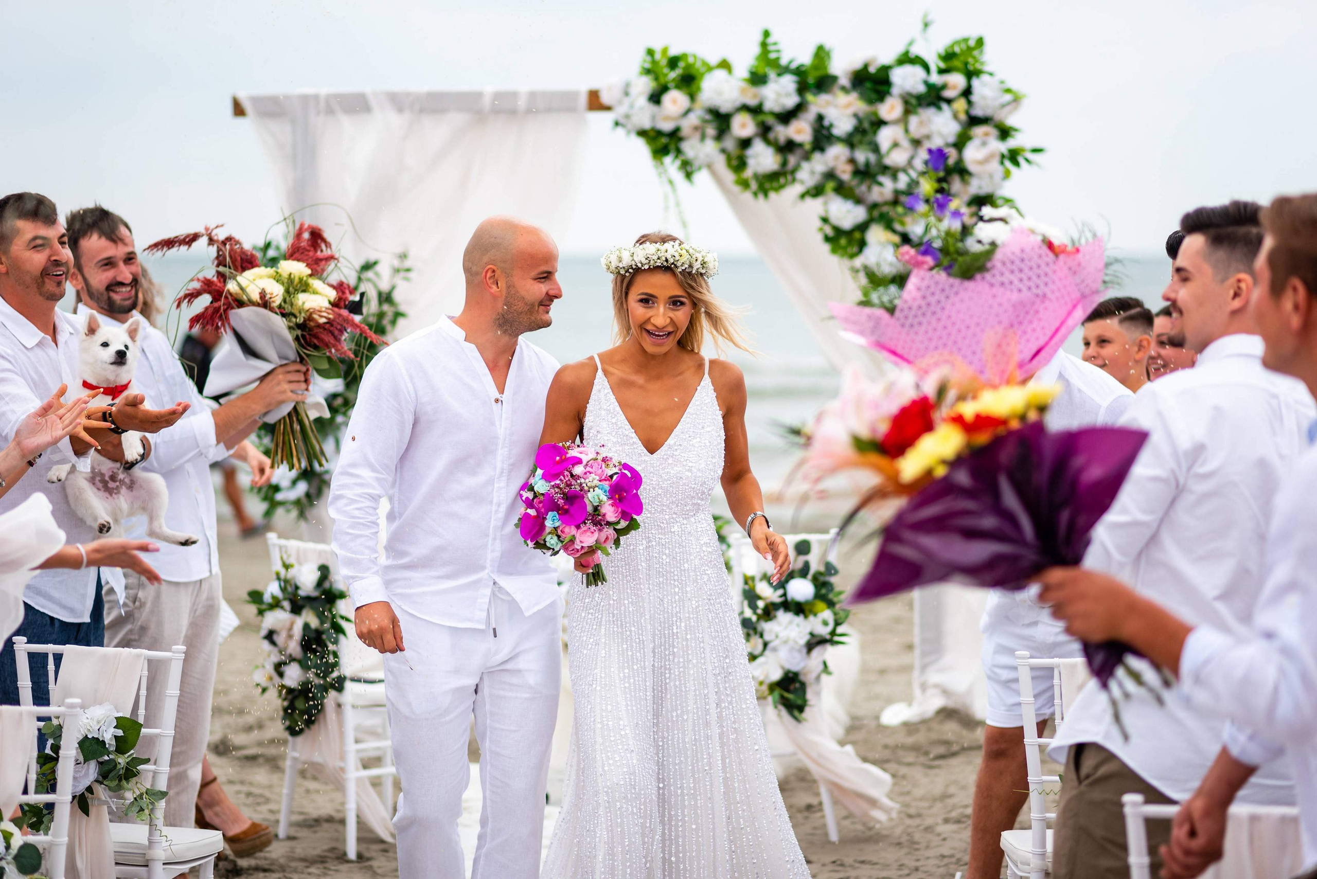 Cununie civila pe plaja Oneiro