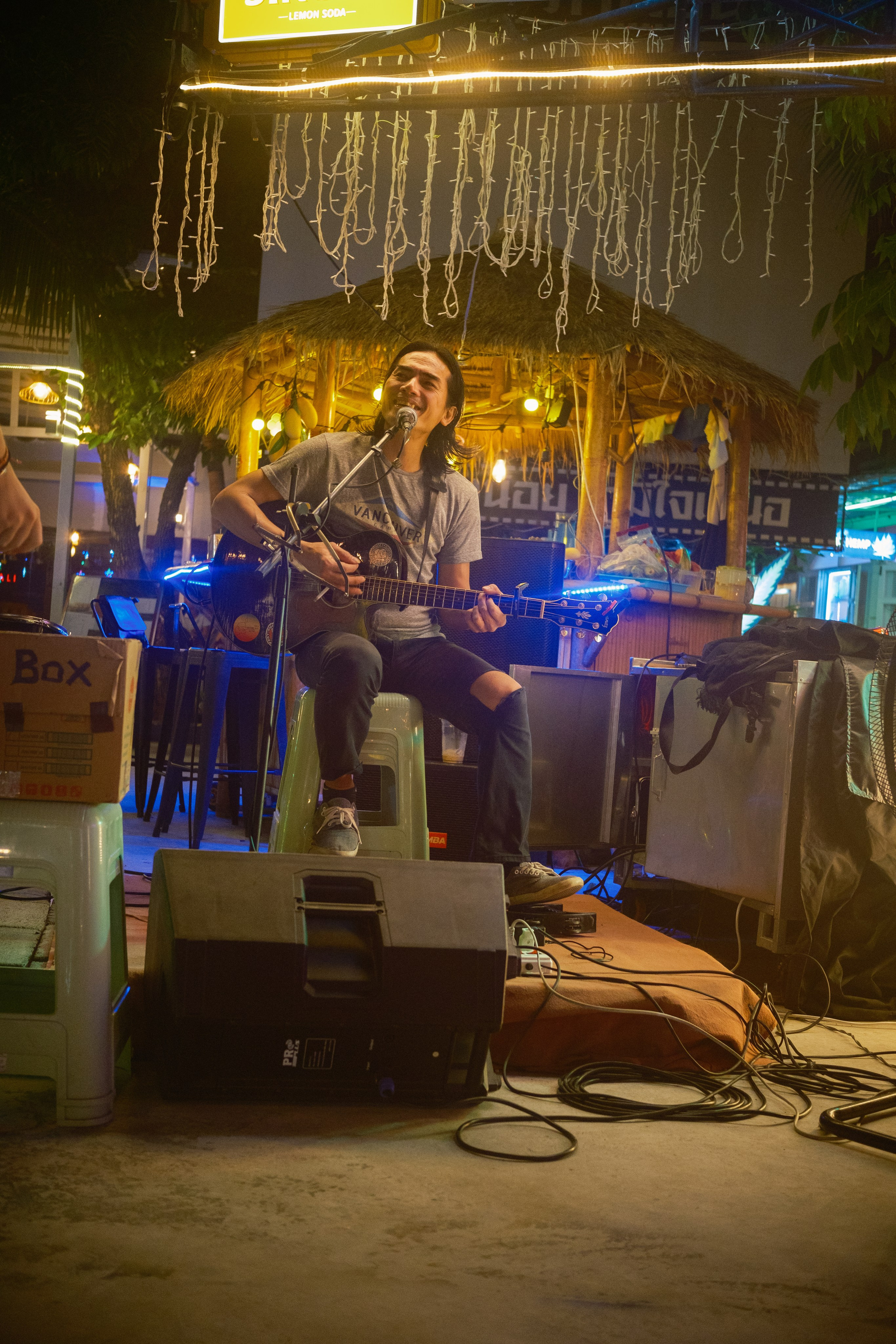 Street musicians. Graytail Photo