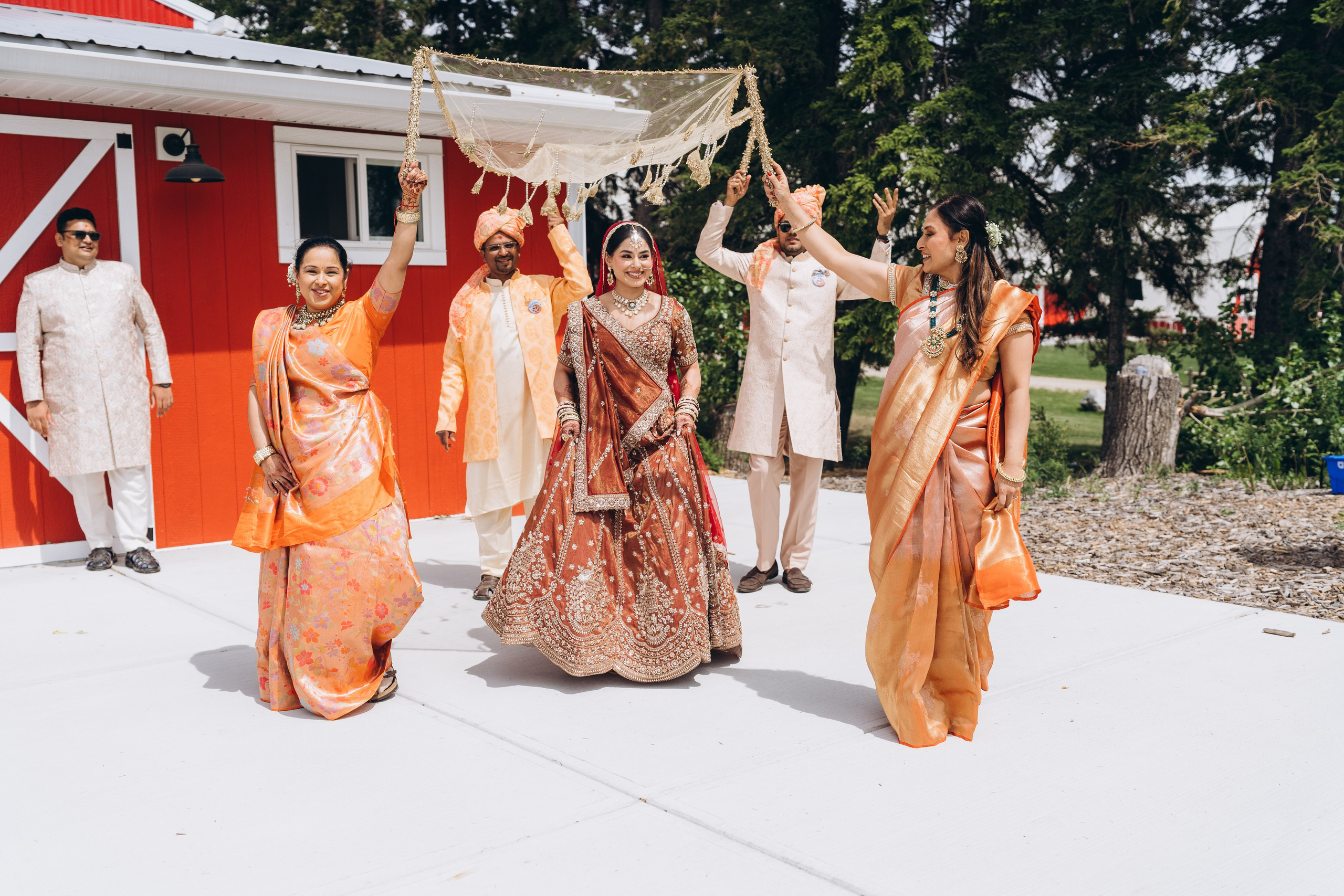 Jackie & Bindi. Calgary Wedding & Lifestyle Photographer — Yevhen Polishchuk
