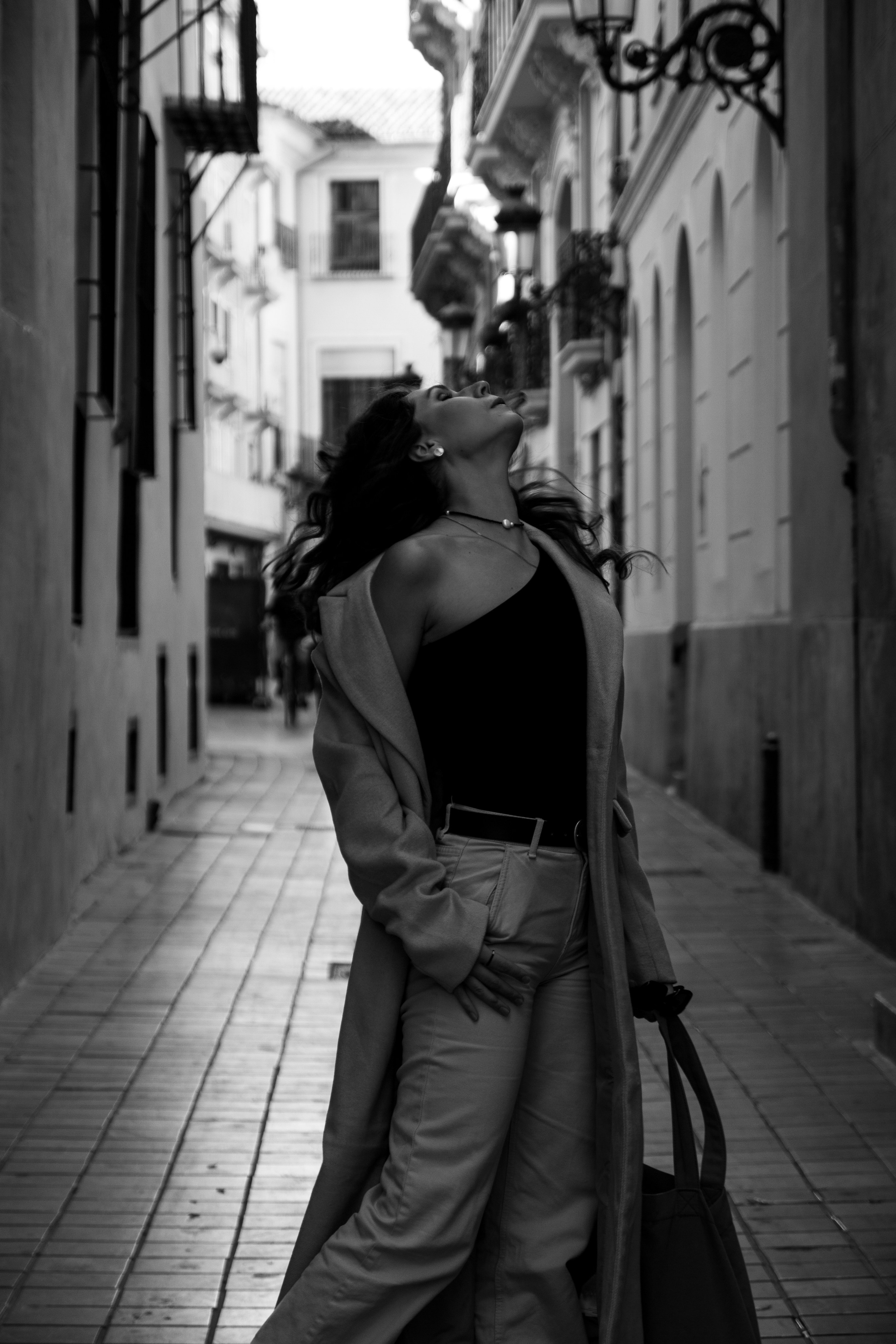 PASEO EN VALENCIA. Fotógrafa Olena Petryk. Realizo sesiones de fotos en Puerto de Sagunto