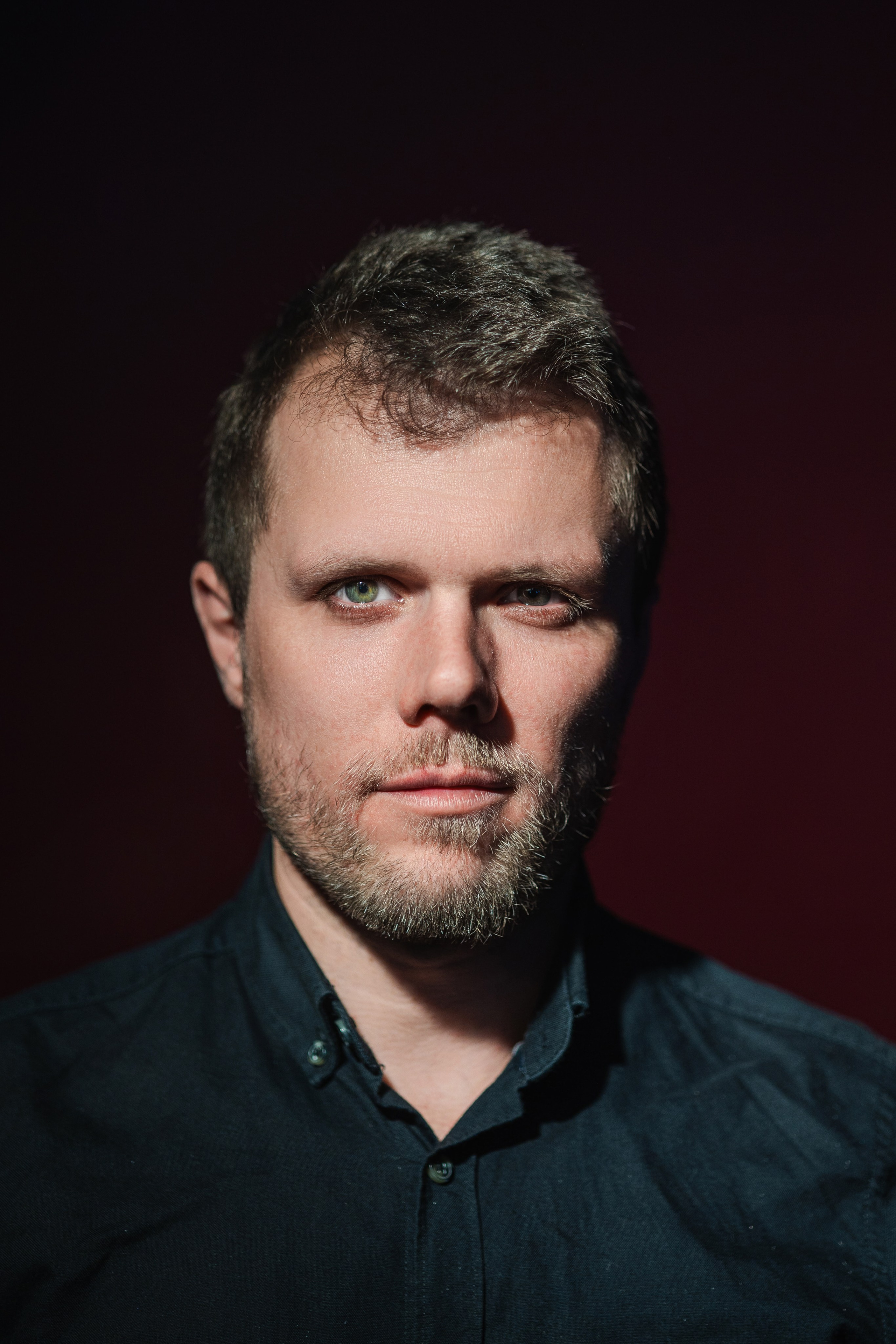 Dan Murzea. Daniel Cioc - Fotograf profesionist în București, specializat în evenimente, nunta, botez, corporate, portret și boudoir