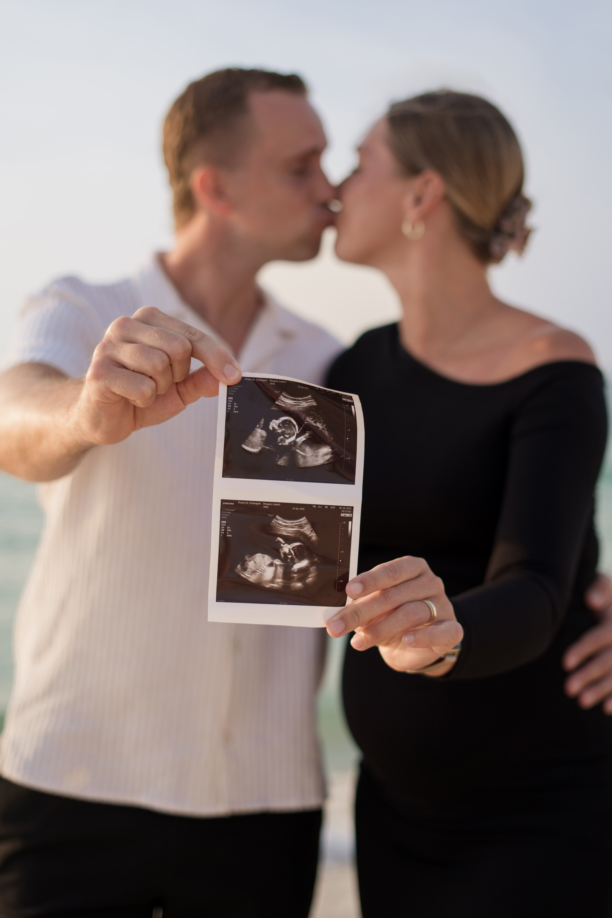 Golden time. Angela Iakovleva — Family Photographer in Dubai