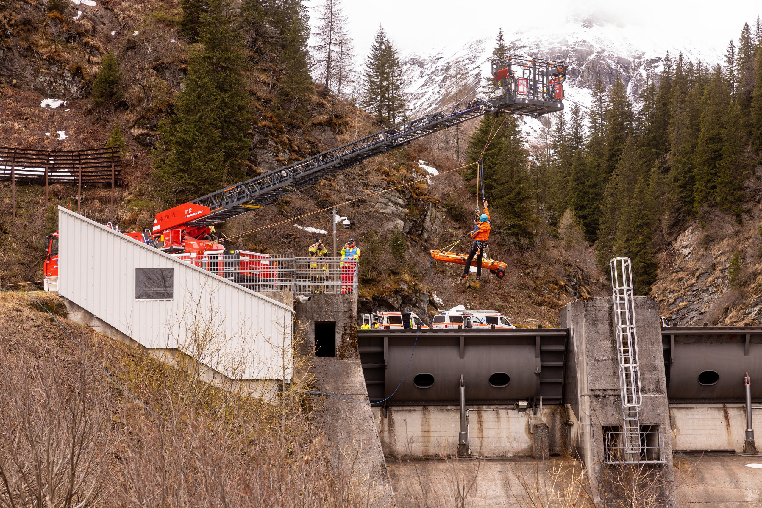 BEZIRKSÜBUNG WASSERRETTUNG 2025, Sportgastein. Guzel Kolobova| Fotografin| Salzburg