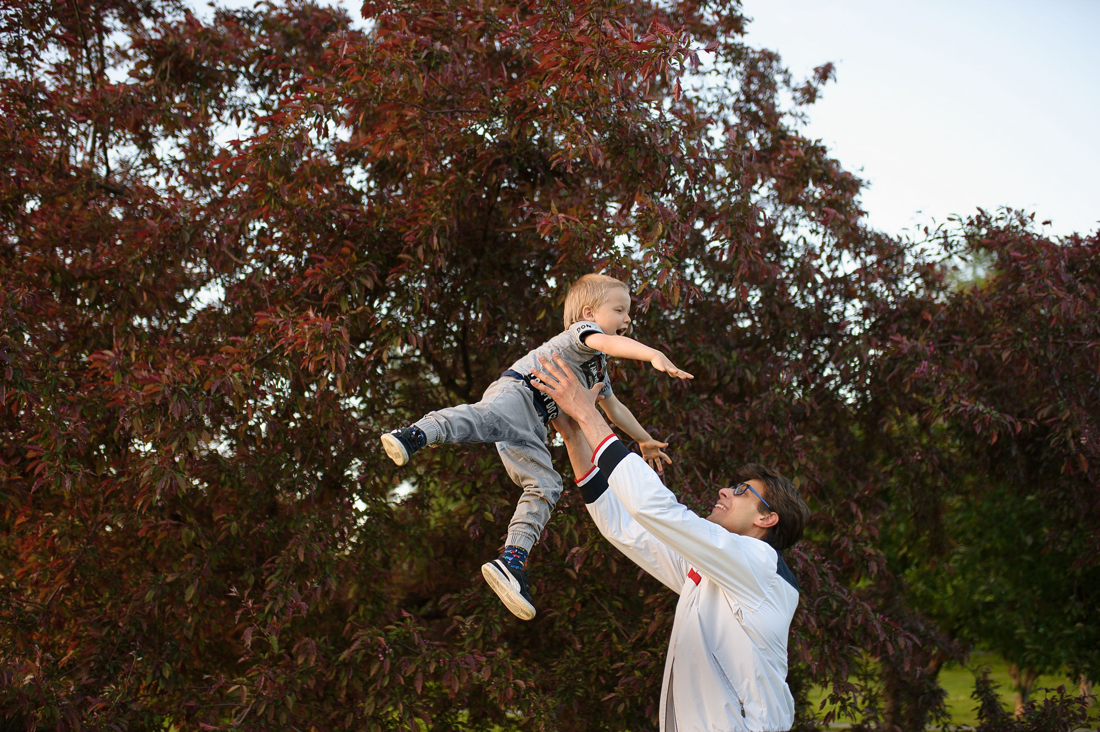 Весенняя Фотосессия Сашика. Семейный фотограф в Кишинёве THOMAS SHTIFT