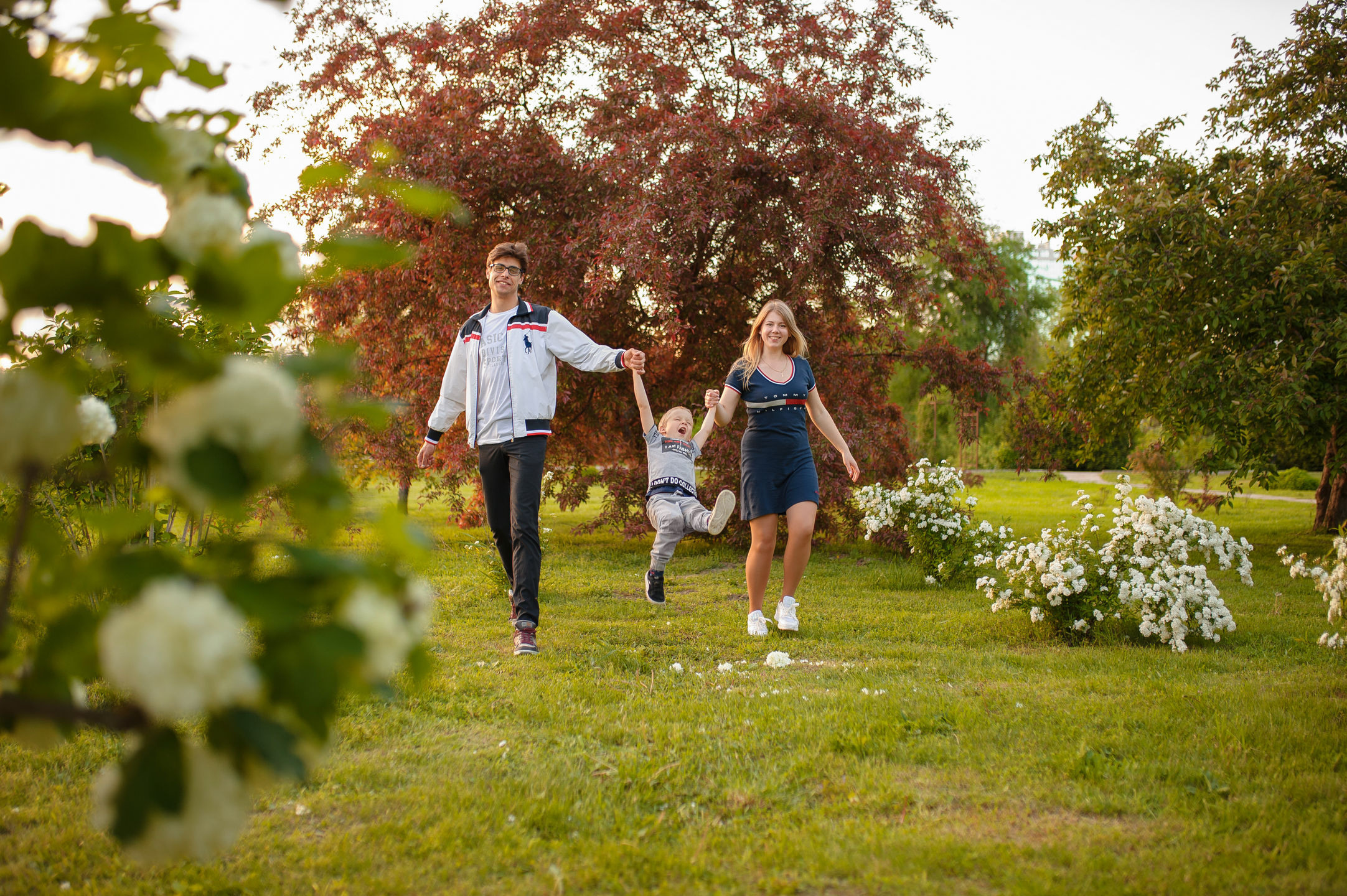 Весенняя Фотосессия Сашика. Семейный фотограф в Кишинёве THOMAS SHTIFT