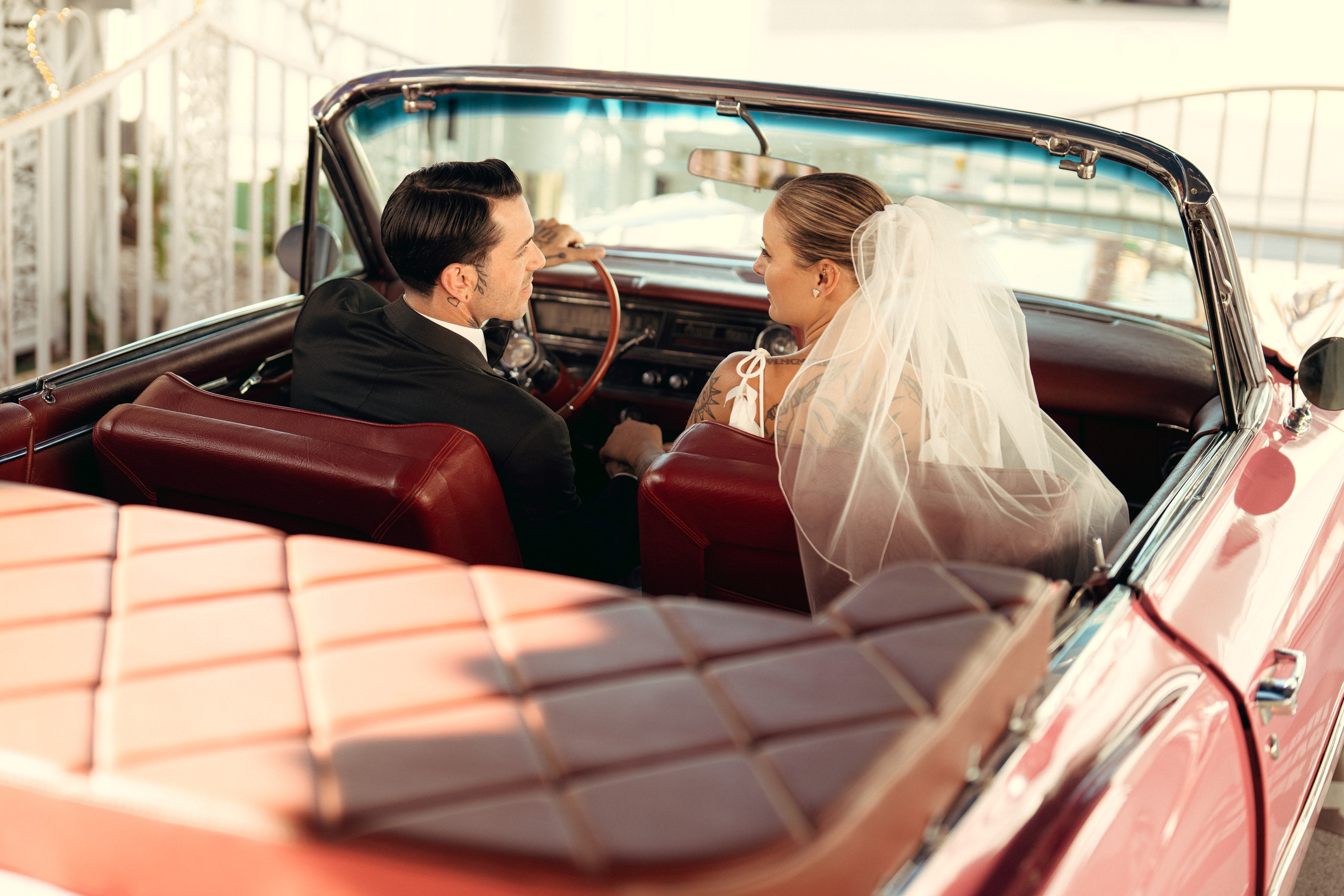 Klara&Marsel. Wedding & elopement photographer Viktoriya Kravtsov. Las Vegas