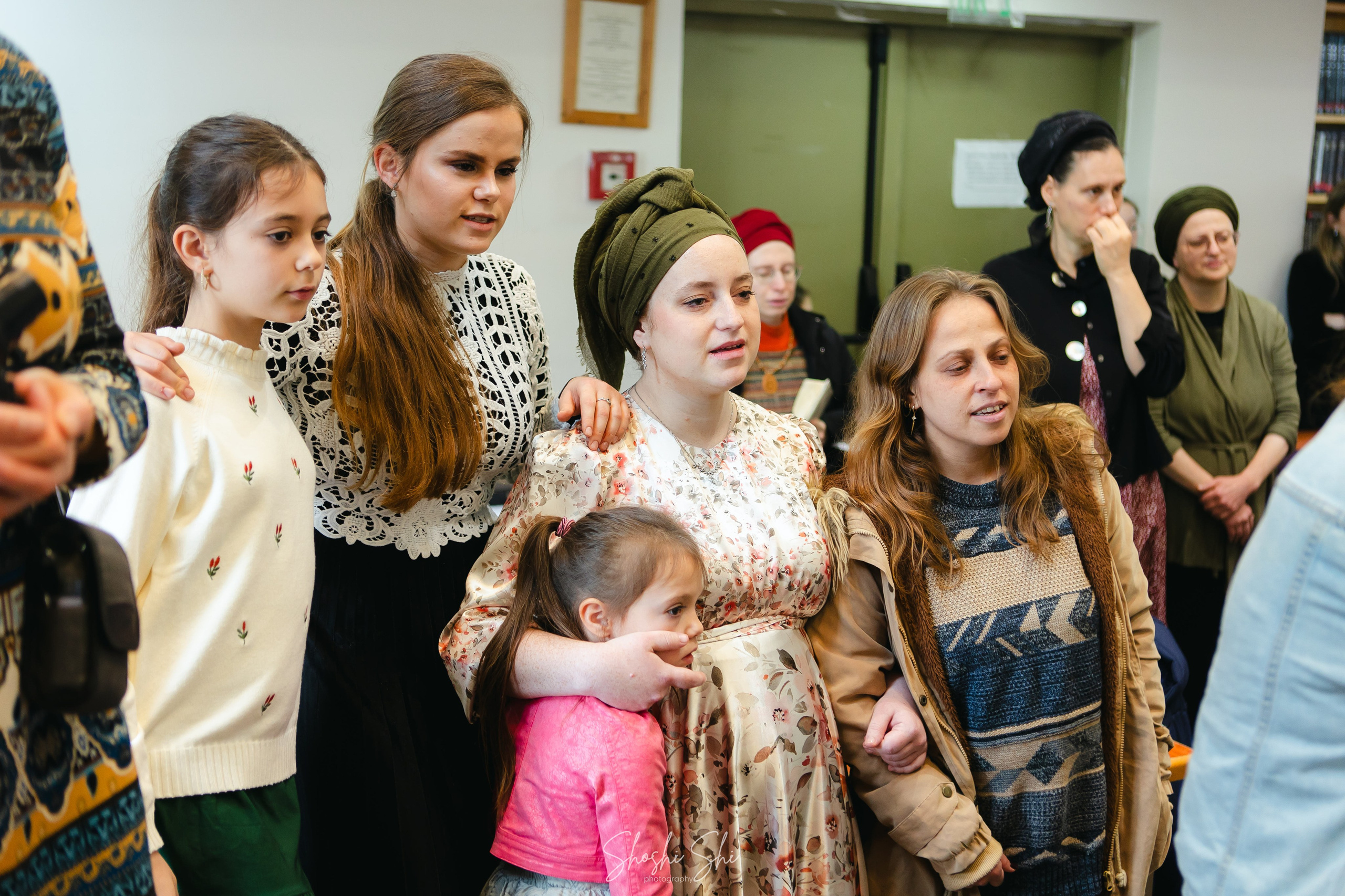 BRIT TWINS. Https://shi-photo.com/