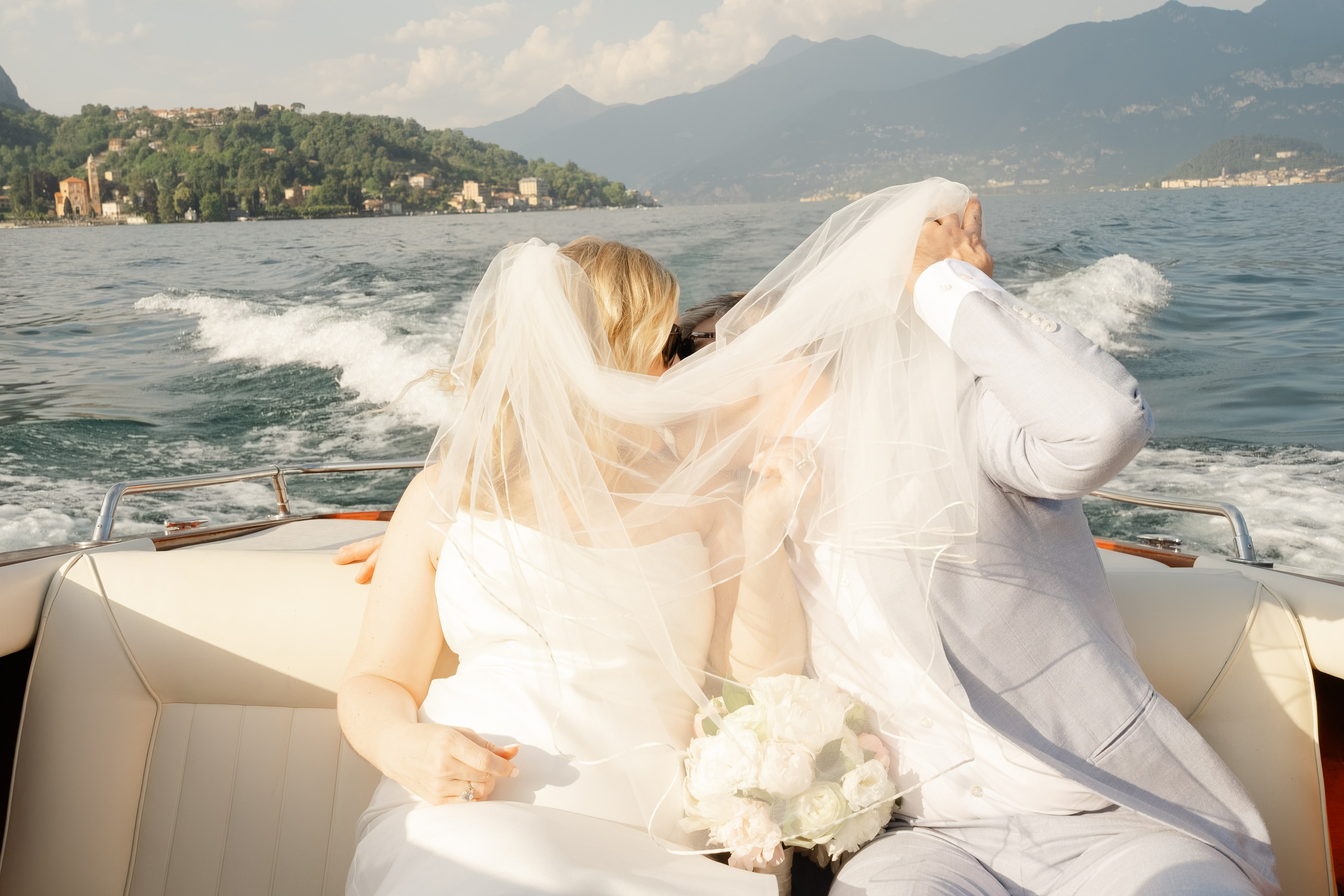ASHLEY AND RENZO _LAKE COMO. PHOTOGRAPHER IN ITALY