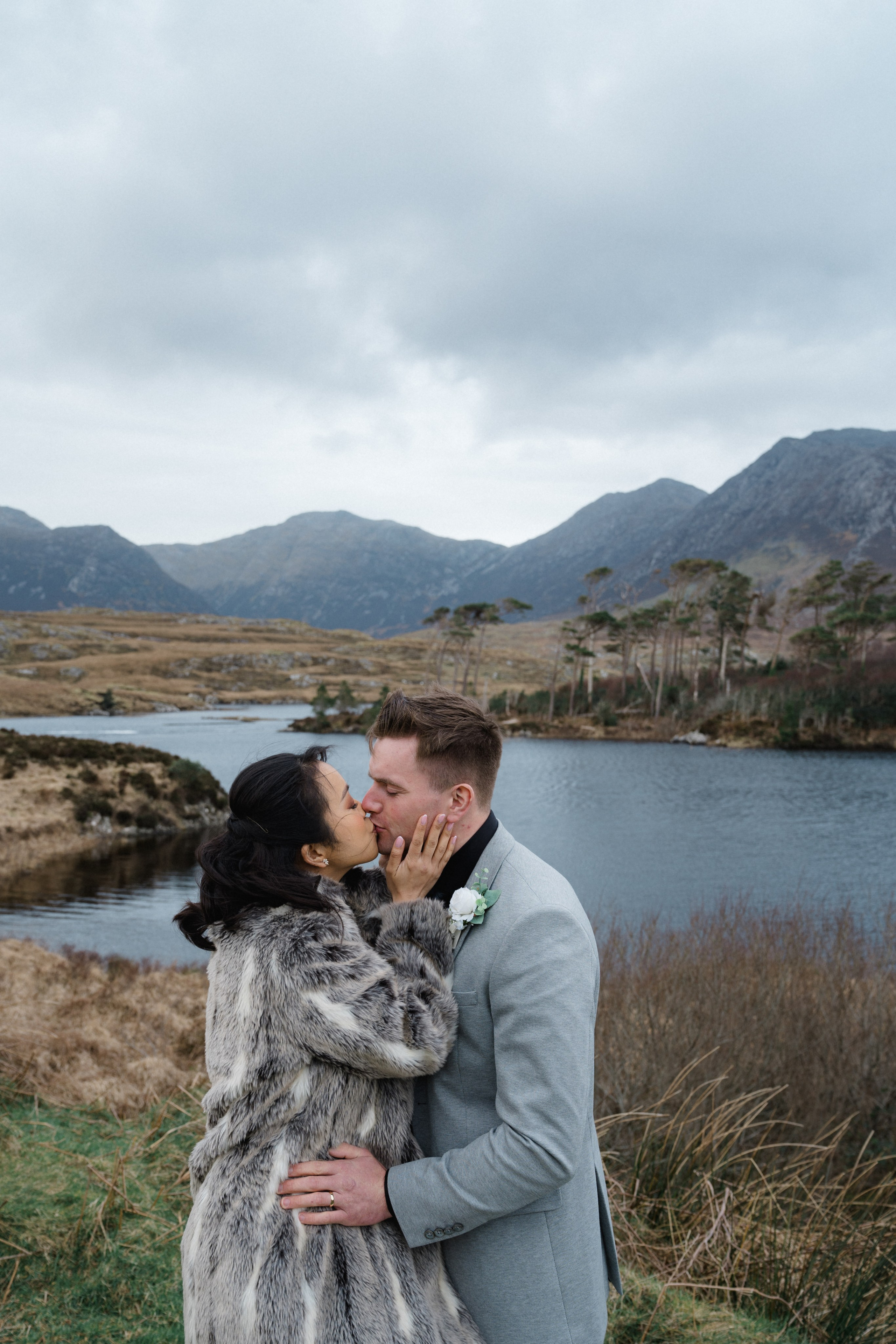 Aongas & Yannie. Wedding and family photographer Ireland