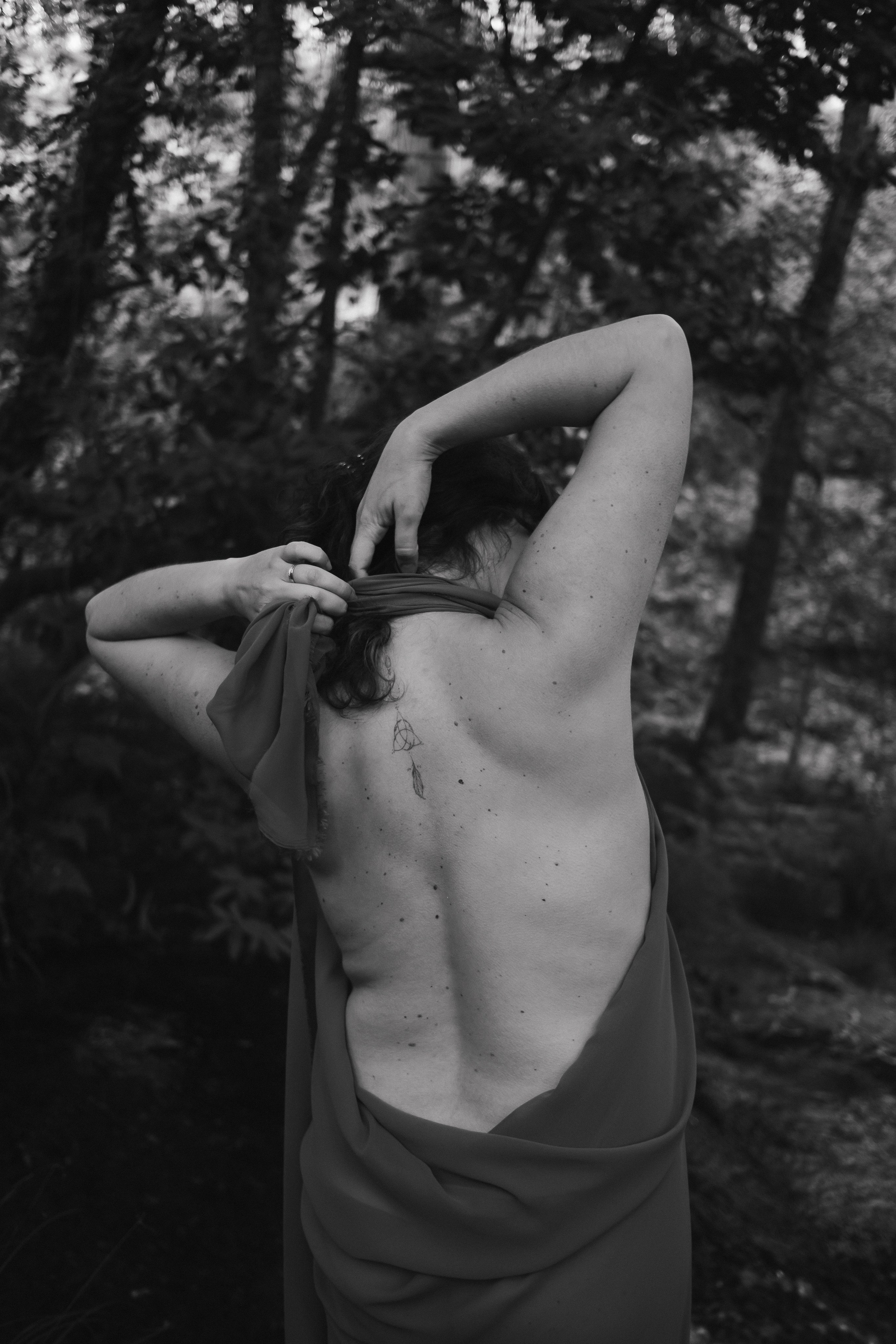 Maternity Photoshoot in Portugal — Artistic Pregnancy Session