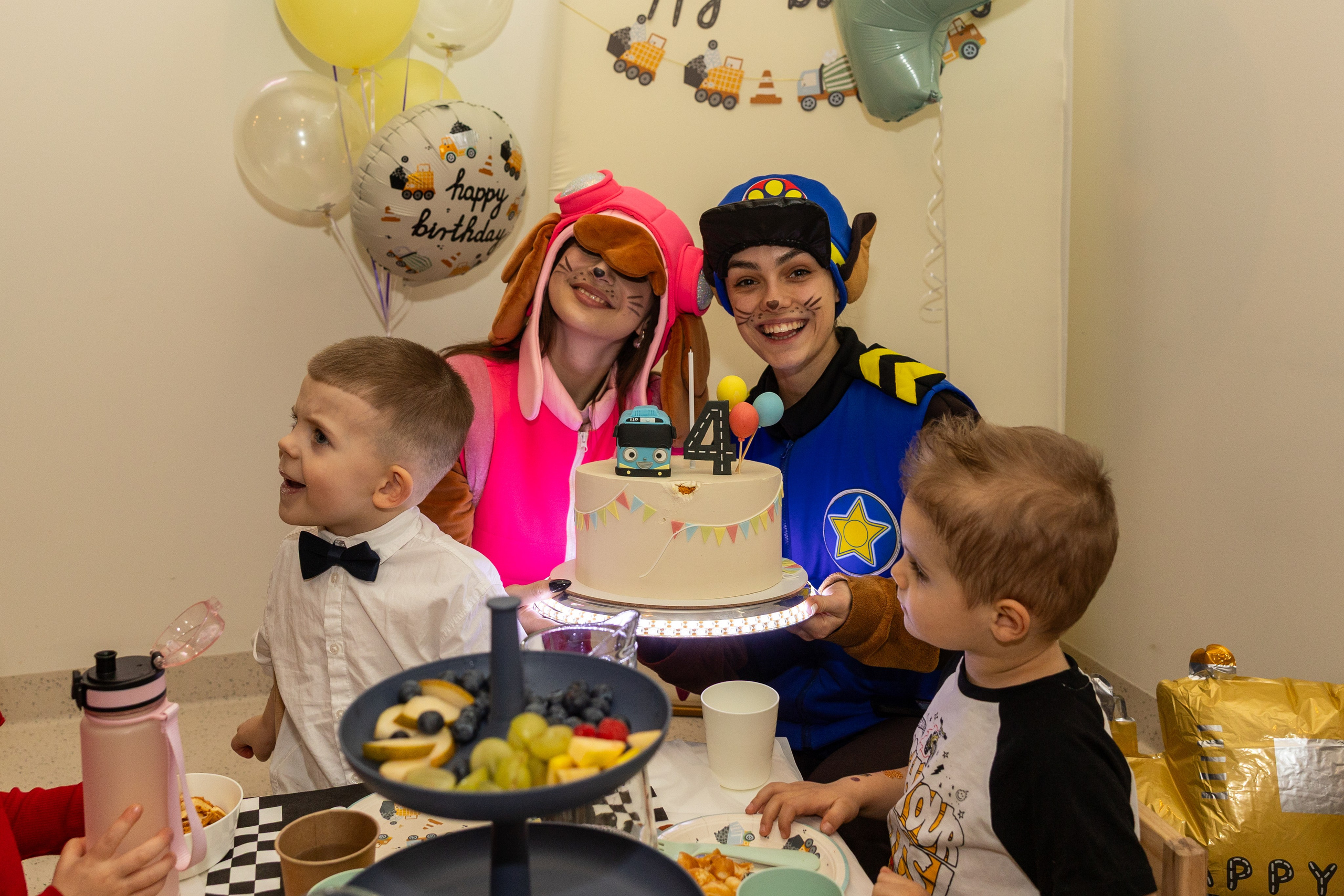 День рождения Артёма 24 января 2026 года. Семейный и детский фотограф в Варшаве Мила Бобровская