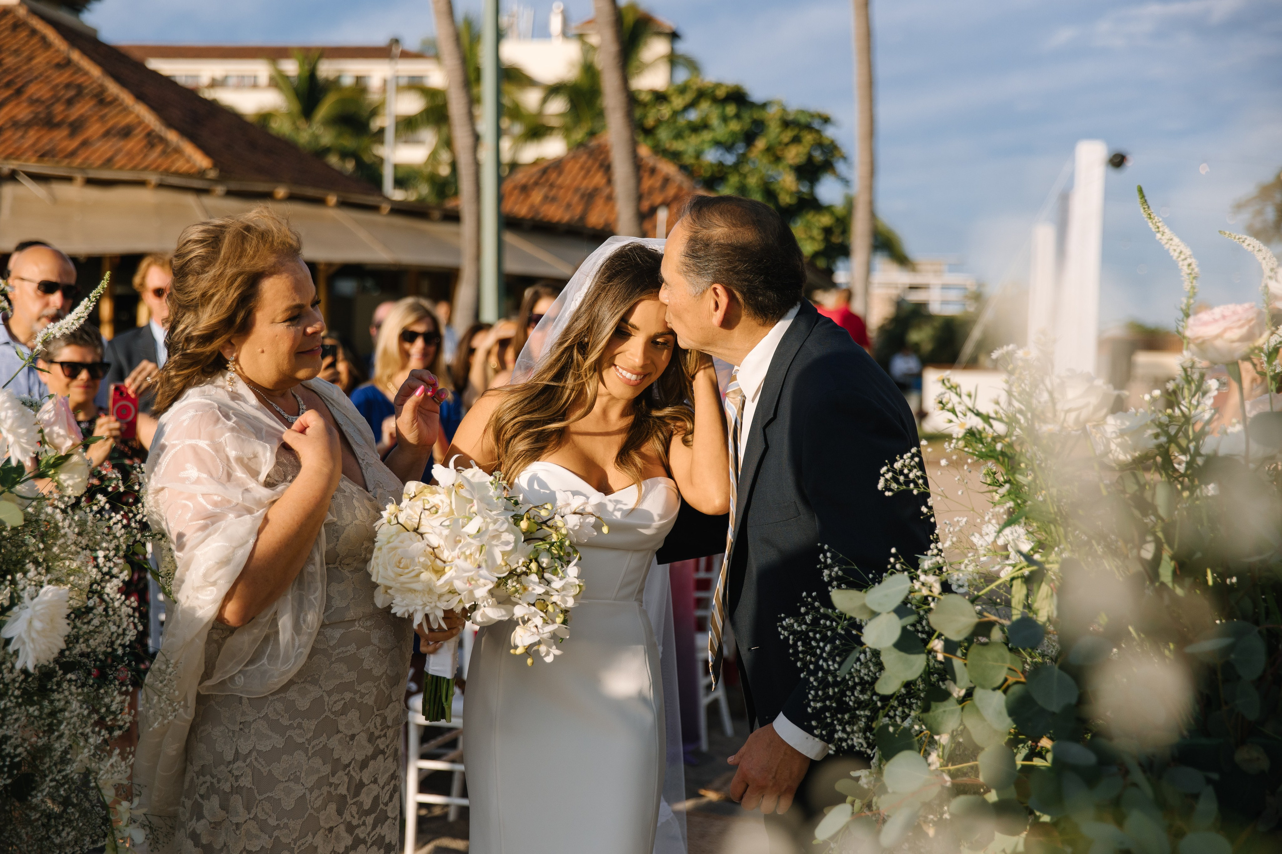 Marriott Puerto Vallarta Resort and Spa. Wedding photographer Mexico Sayulita Puerto Vallarta Punta Mita Cabo