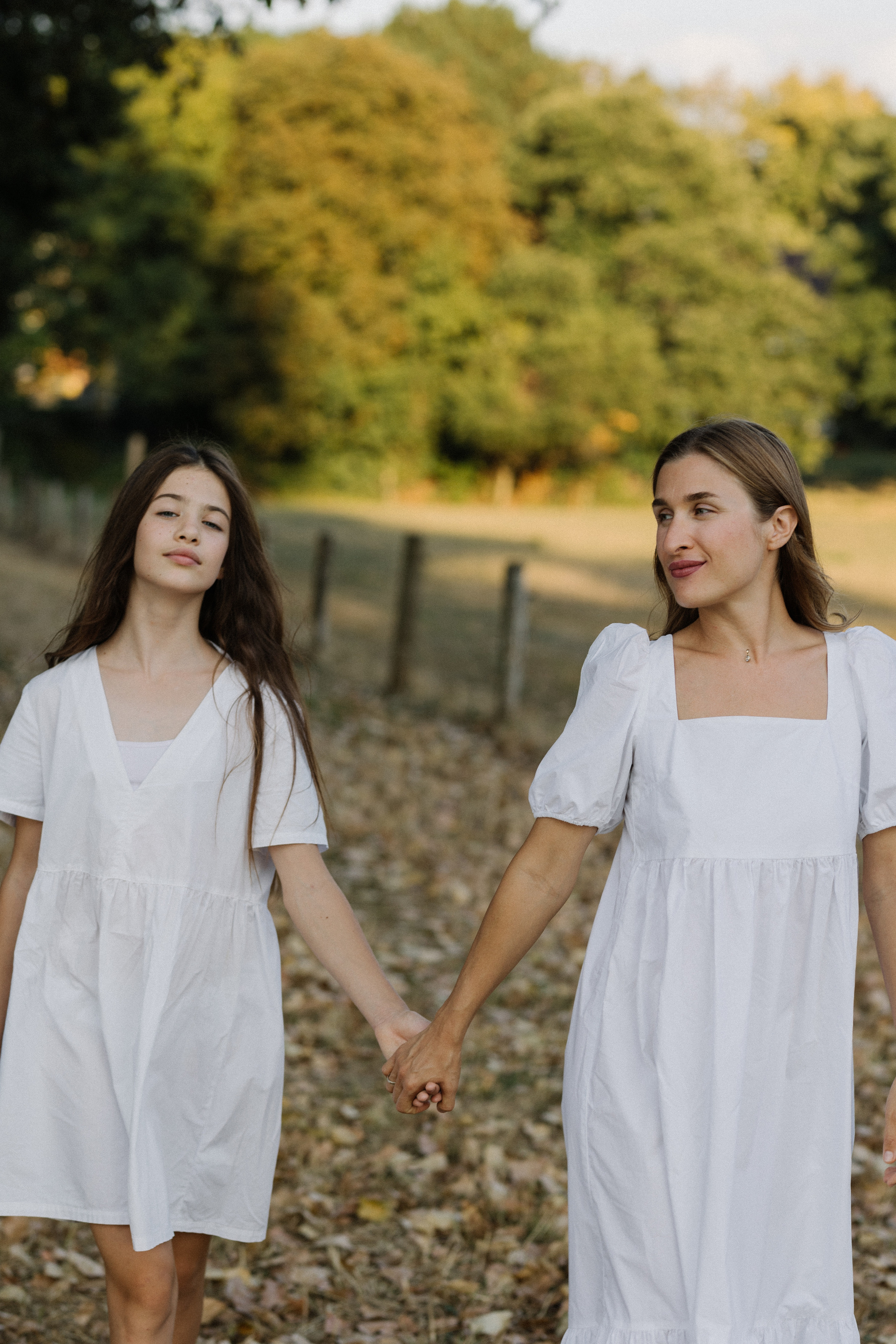 Luiba & Ina. Familien & Hochzeitfotografin Nadja Holzmann