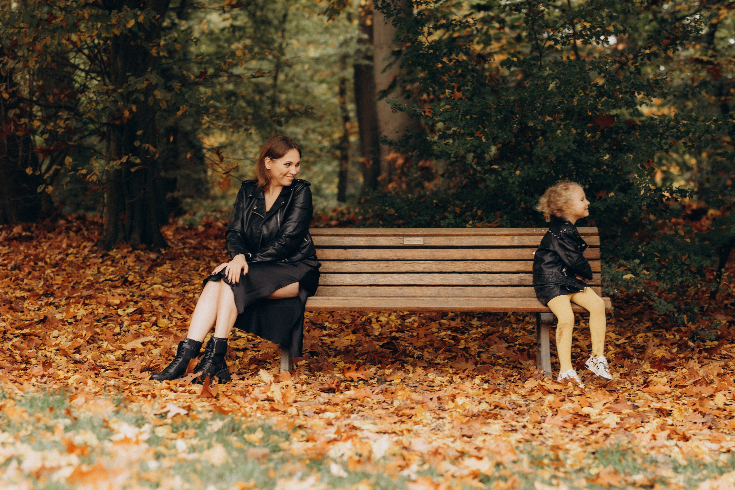 Lera & Damira. Familien & Hochzeitfotografin Nadja Holzmann