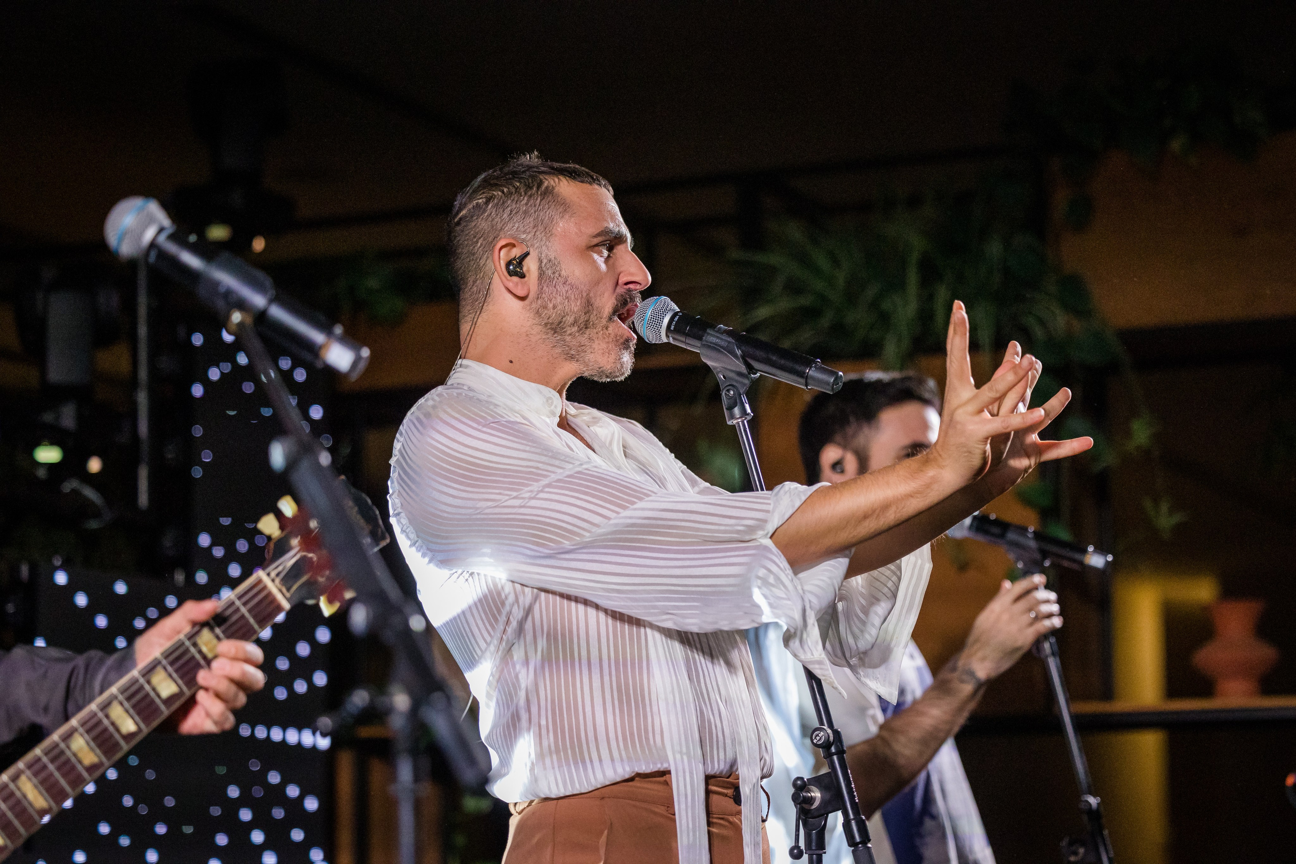 Pfizer. AMIR BUCHNIK PHOTOGRAPHER