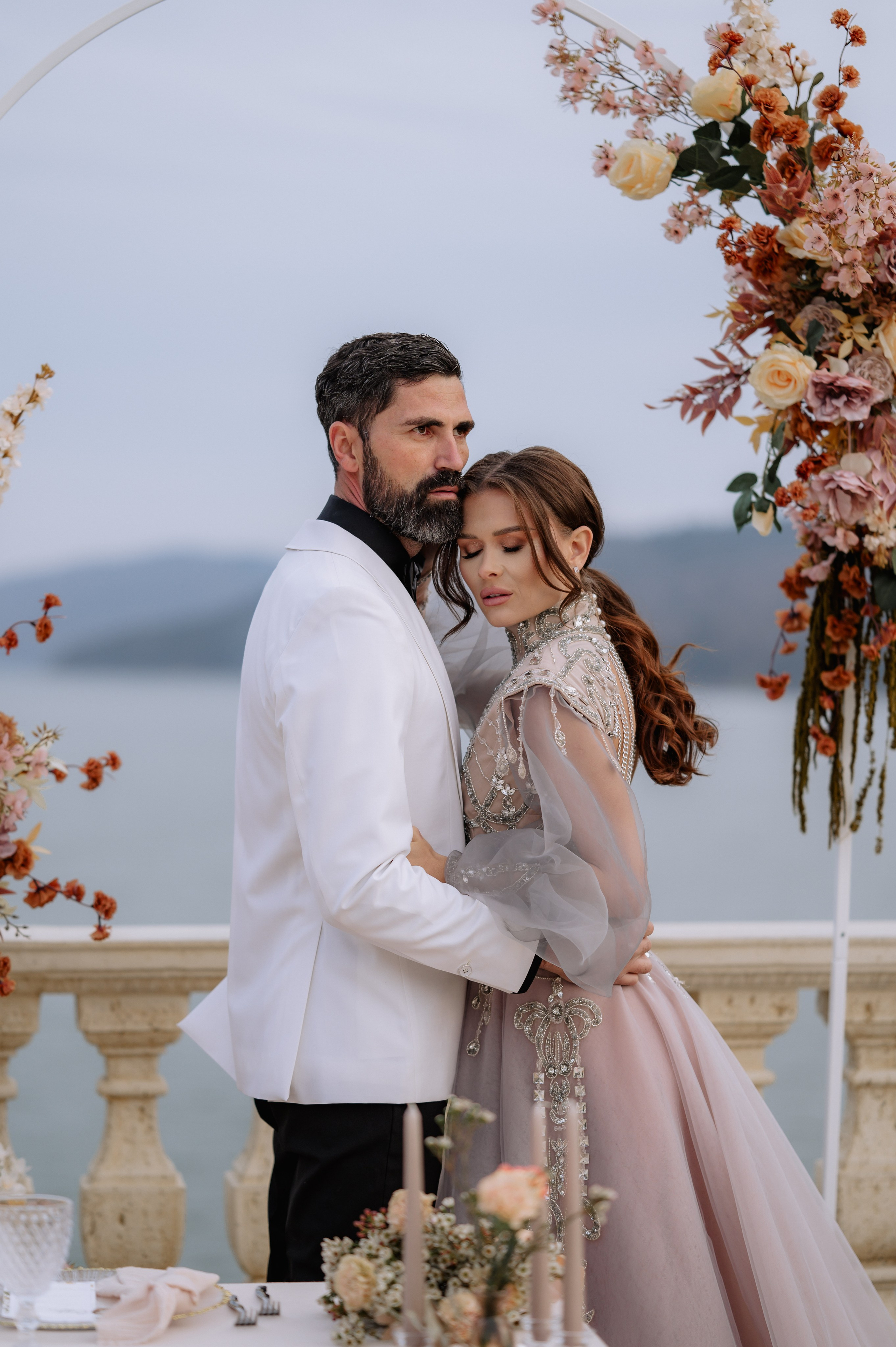 Sedinta foto nunta la Gradinile Romane , Neamt. Proud Vision Weddings | Wedding Photography & Film — Servicii profesionale Foto Video Nunta Iasi