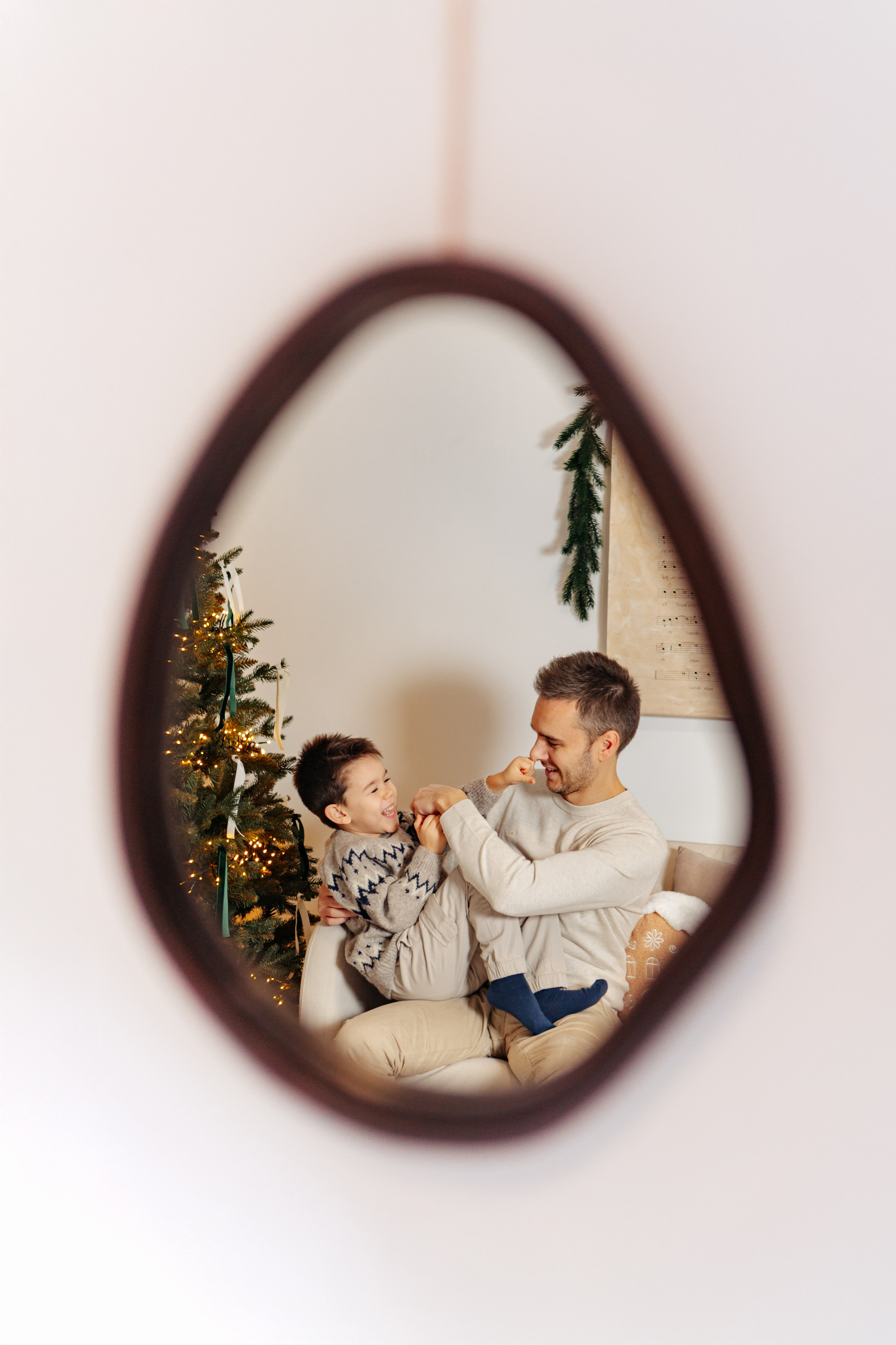 Familia Codreanu. Cristina Andronache fotograf Brașov fotograf de familie fotograf de nunta Brașov