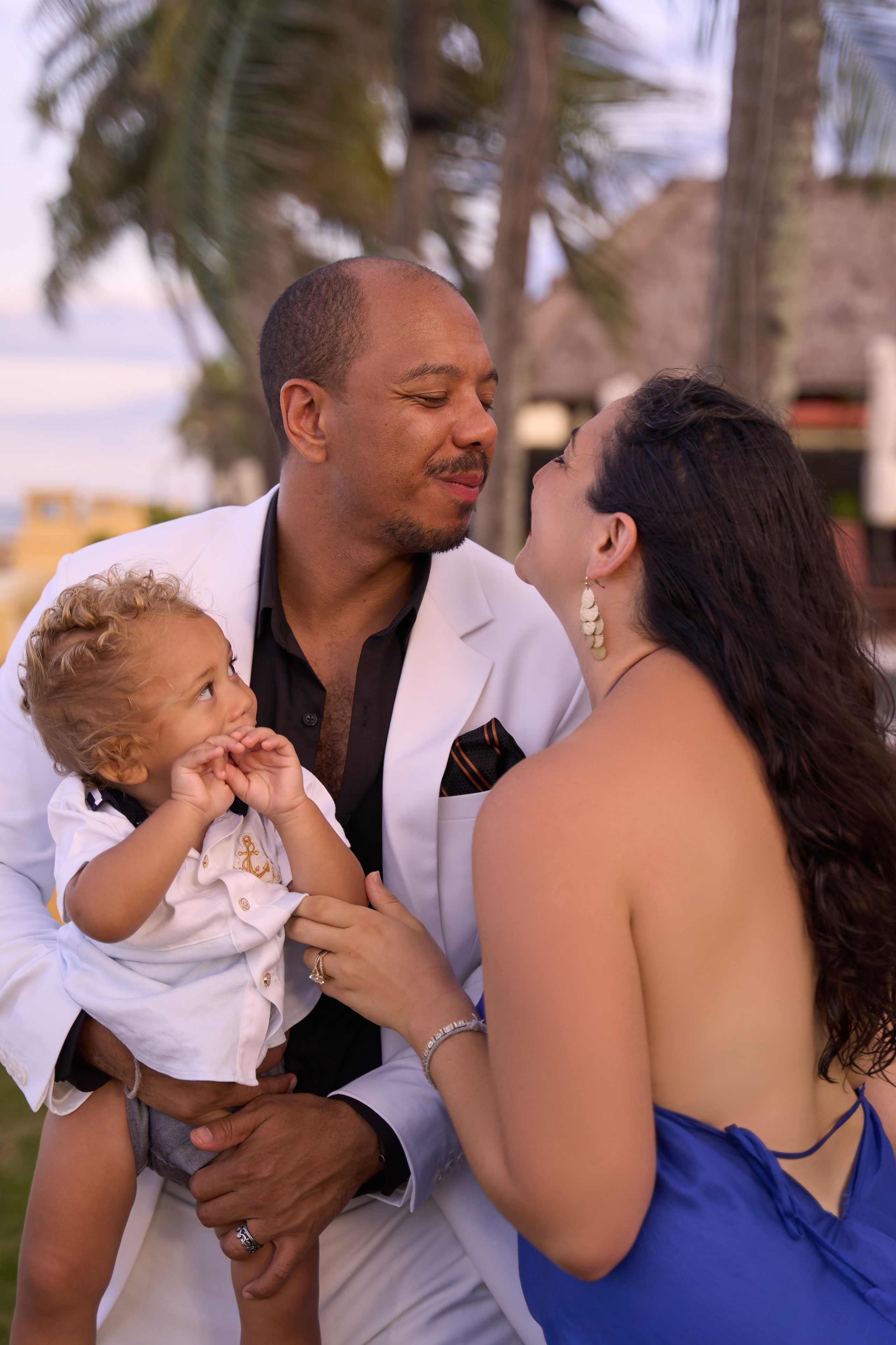 Family Photography in Hoi An | Natural & Candid Moments. Photographer in Hoi An — Veronika Guzenko. Natural photoshoots for couples, families and solo travelers. Book your shoot today