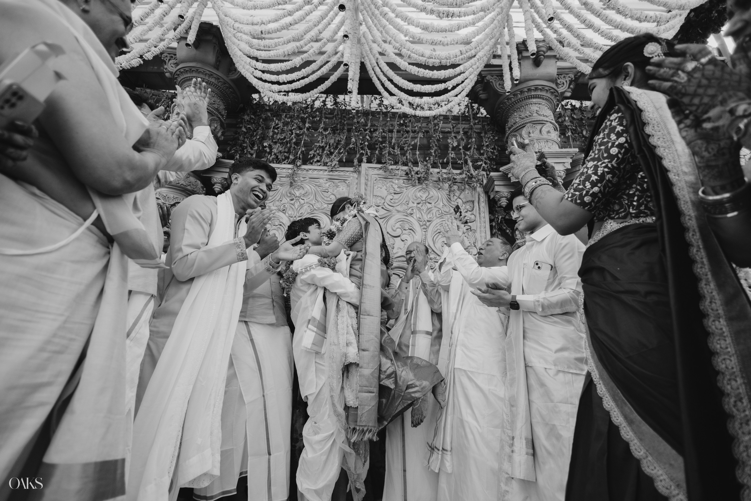 Deepak & Aarushi. Wedding & Editorial Photographer | Anandshivadas