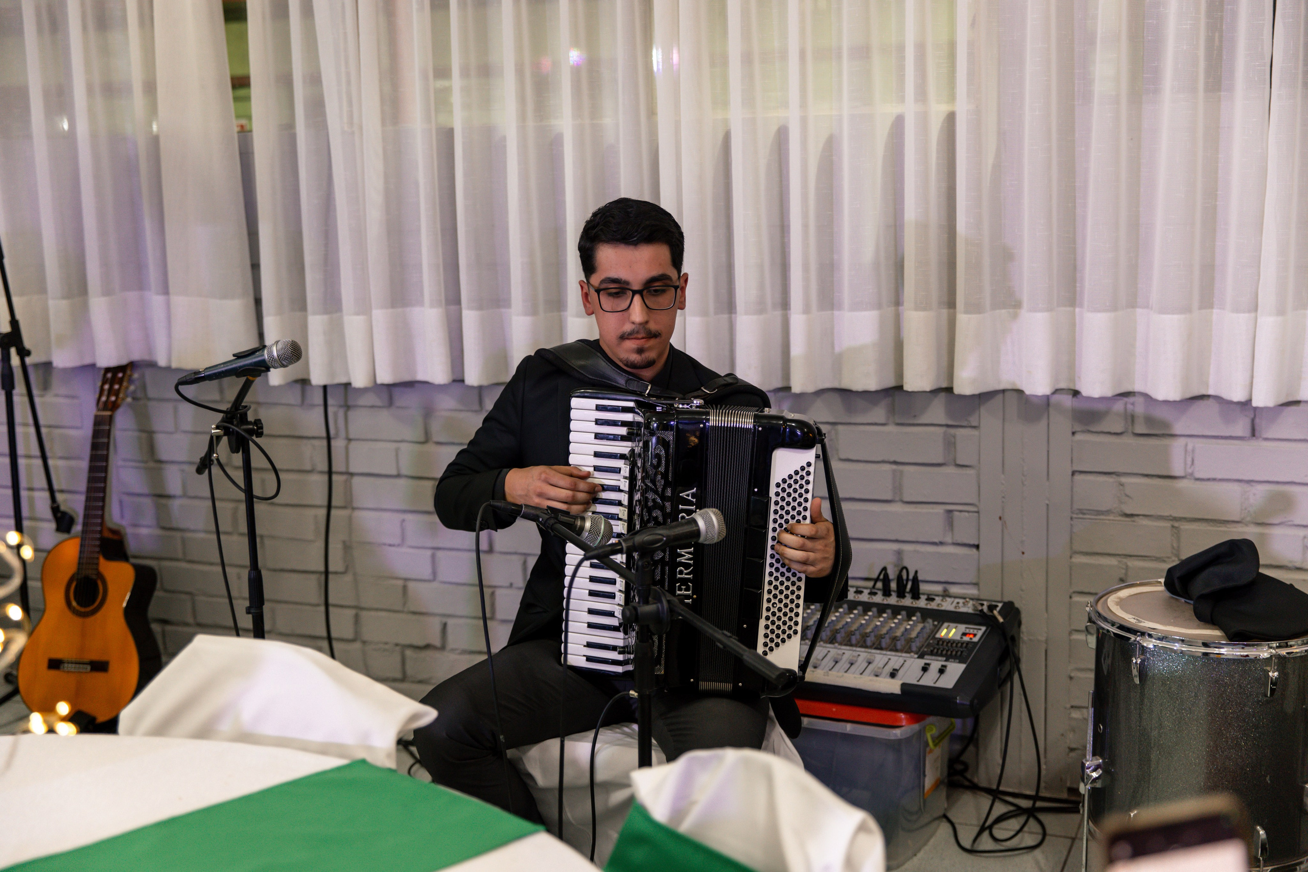 Johana y Edgar. Dinka & Emilio - El arte de preservar lo que no se repite