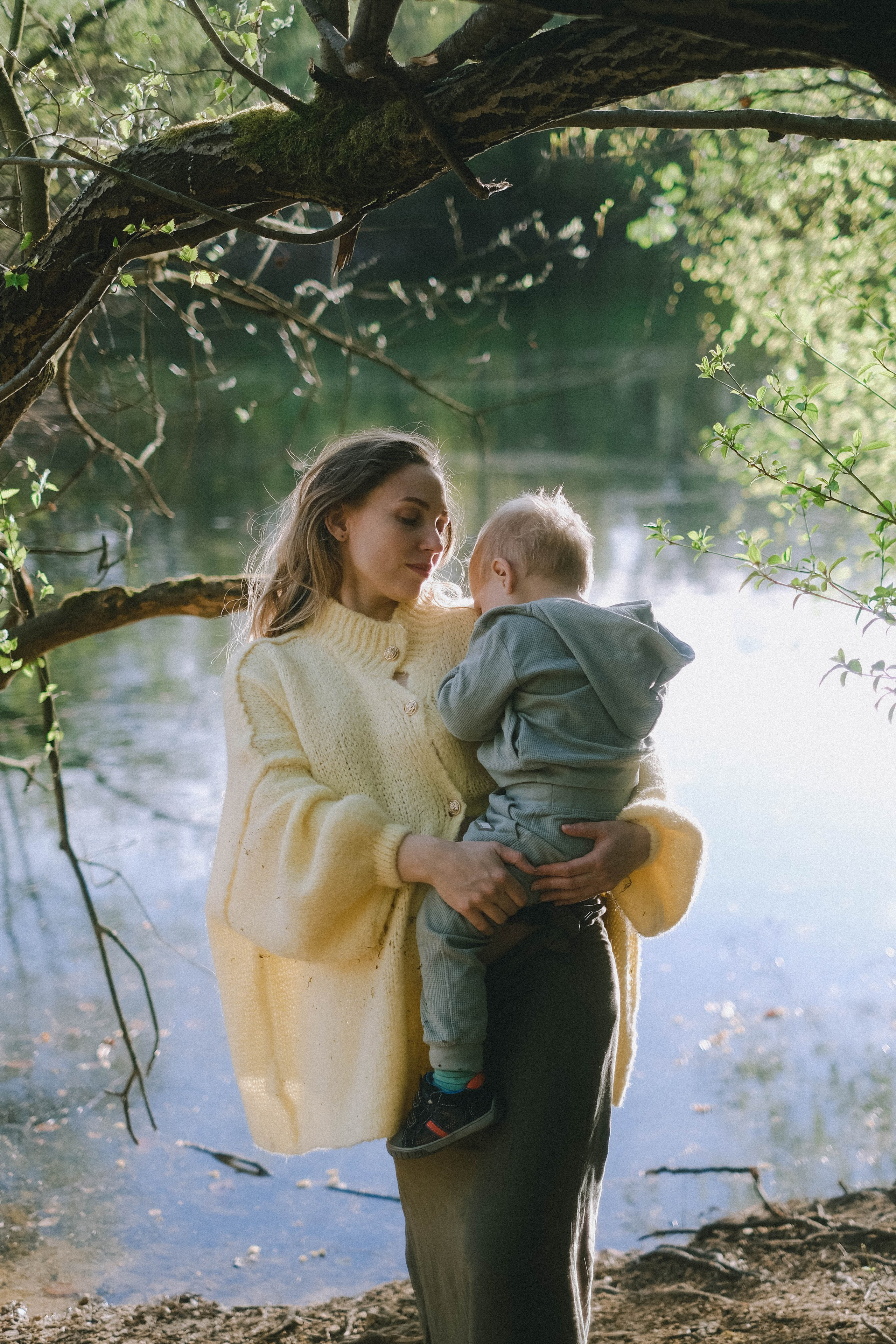 Nastya, Masha&Andrey. Authentische Familienfotografie in Köln
