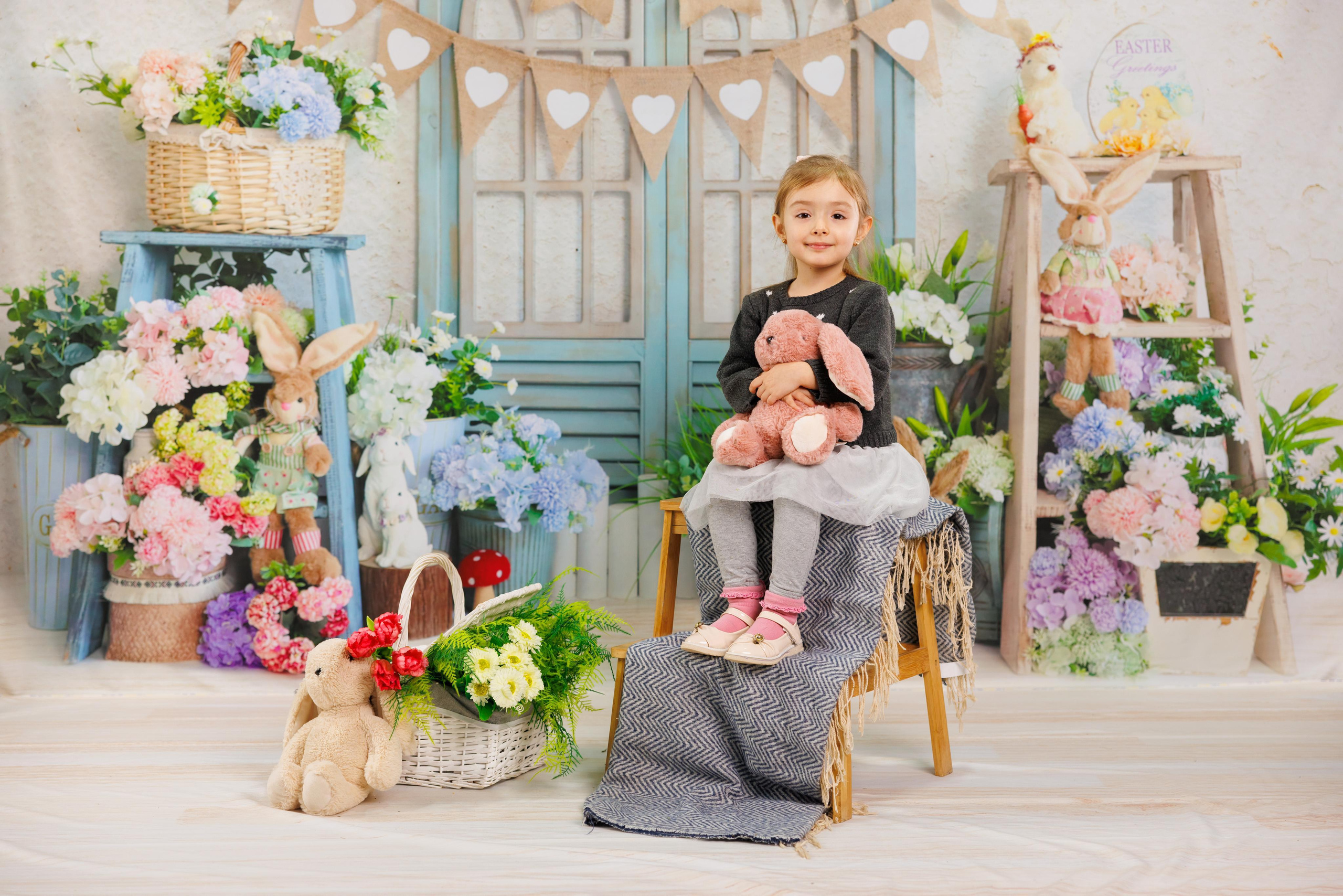 Recenzii. Albume de absolvire: gradinita, gimnaziu, liceu. Venete in Moldova