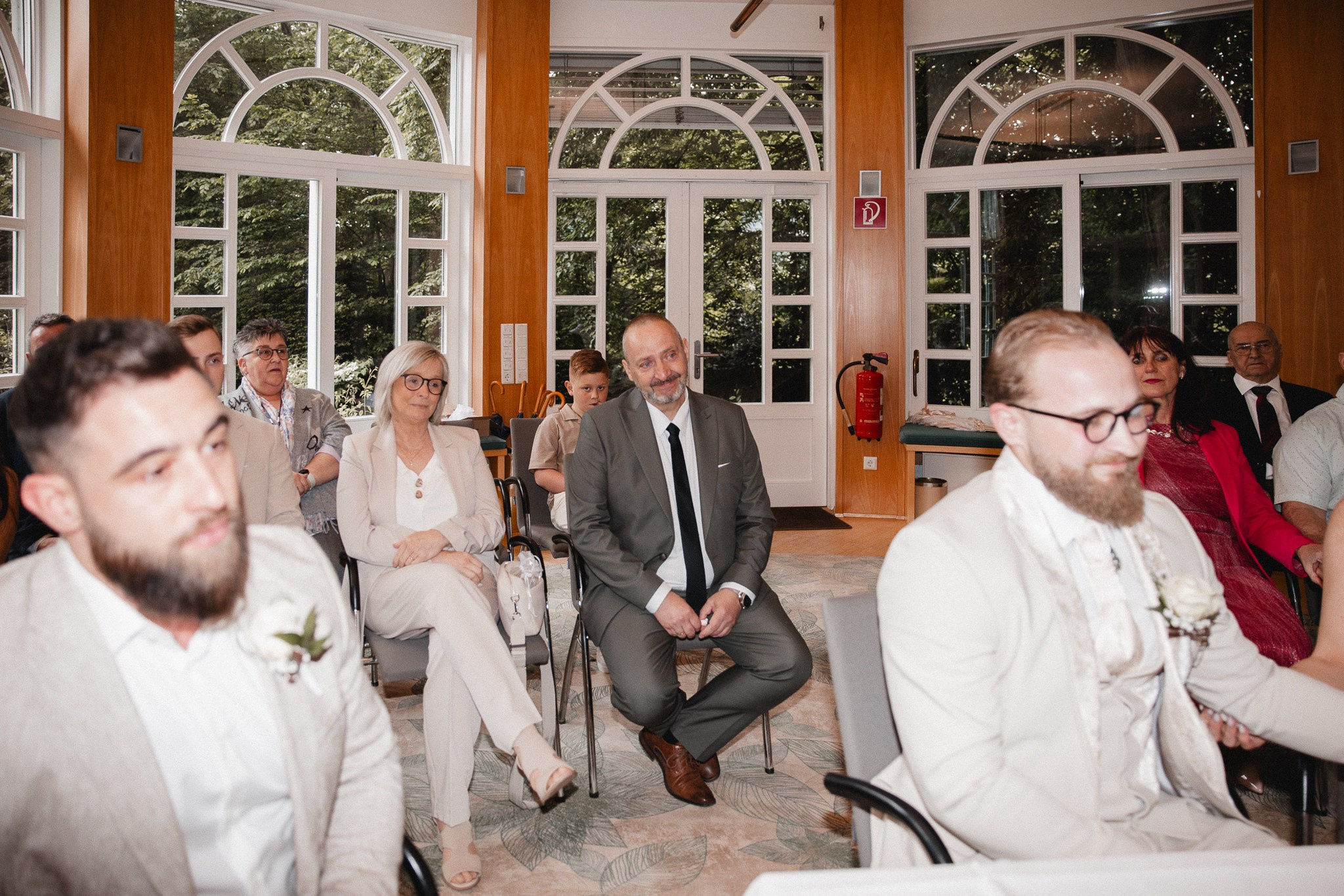 PEGGY & DENNIS | FLETCHER WALDHOTEL NORDRHEIN-WESTFALEN. Photographer in Bochum Dolia Halyna