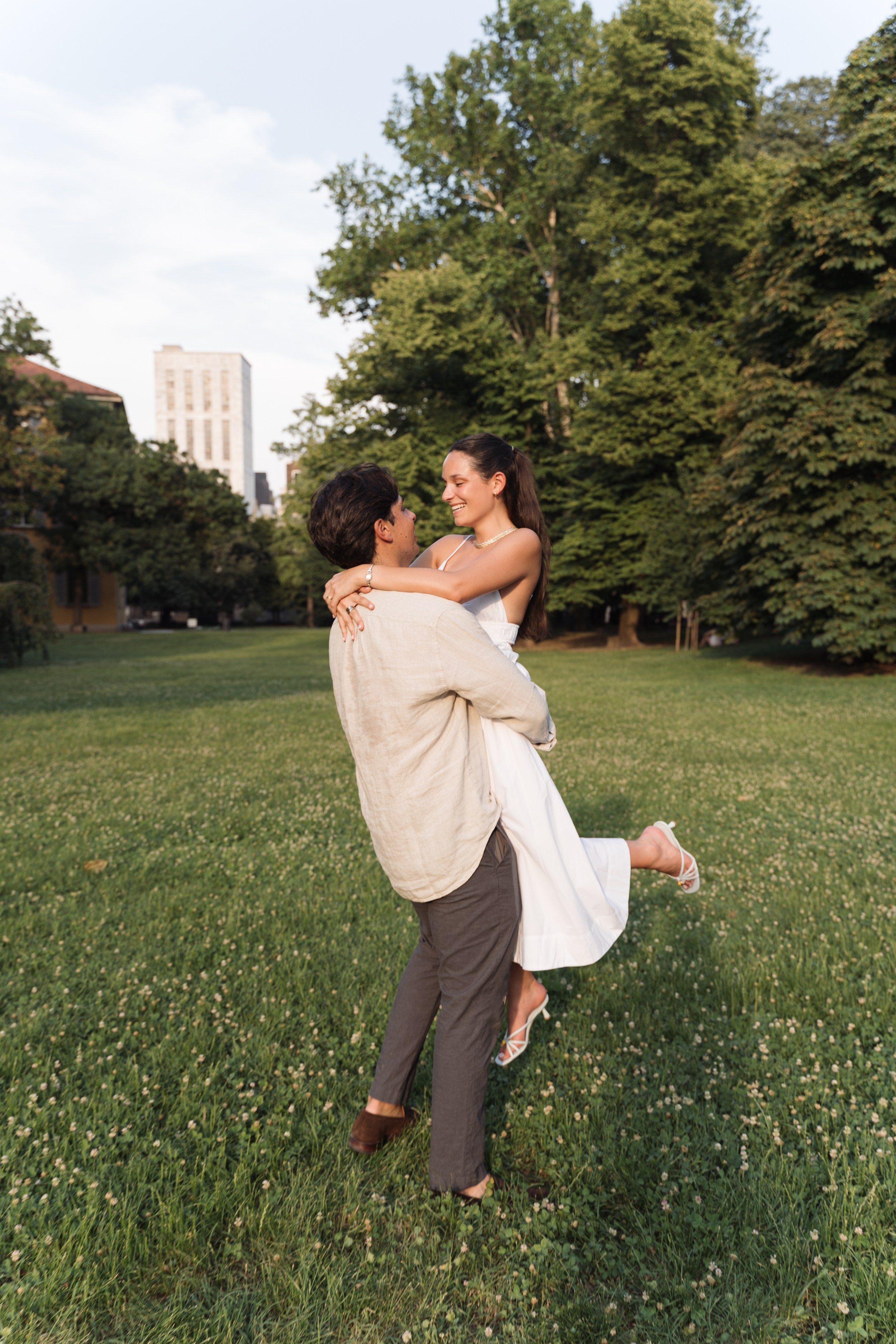 Secret Proposal in Milan. Lake Como Proposal Photographer | Surprise Proposals & Engagements