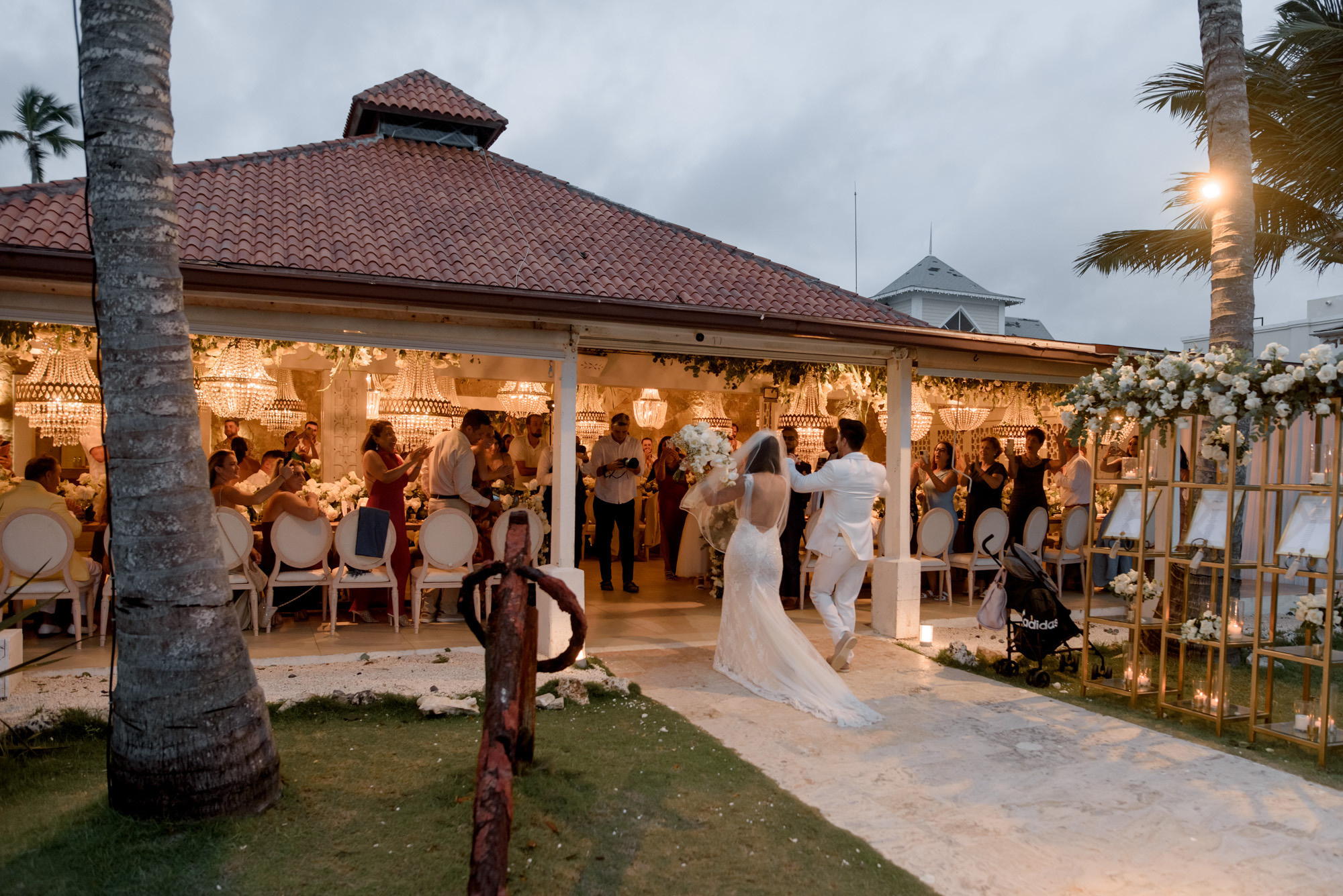 Свадьба в пляжном клубе Кукуа