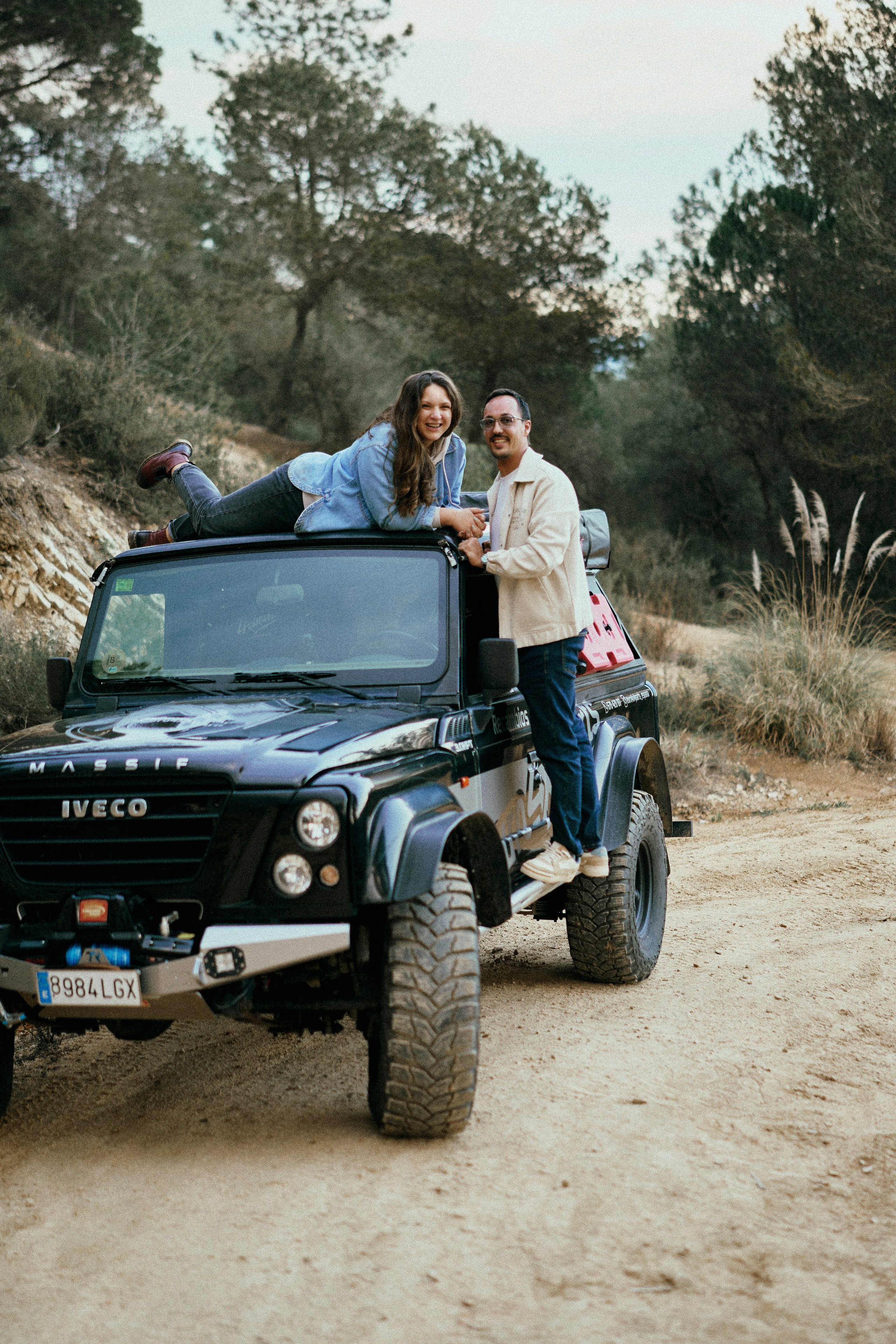 Луис и Лена. Машина. Фотограф в Барселоне Жанна Захарченко