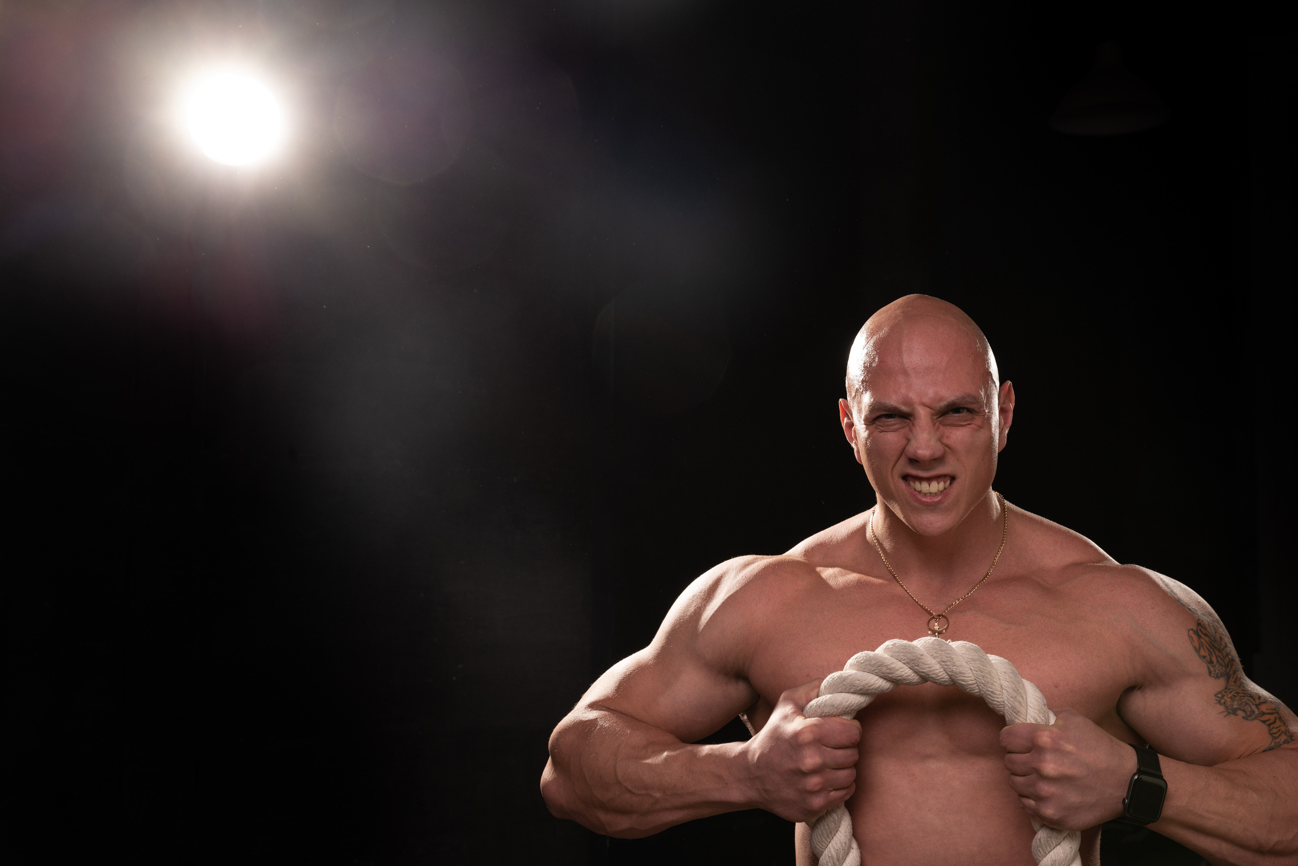 Stas Trainer. Alex Leonidov — Photographer