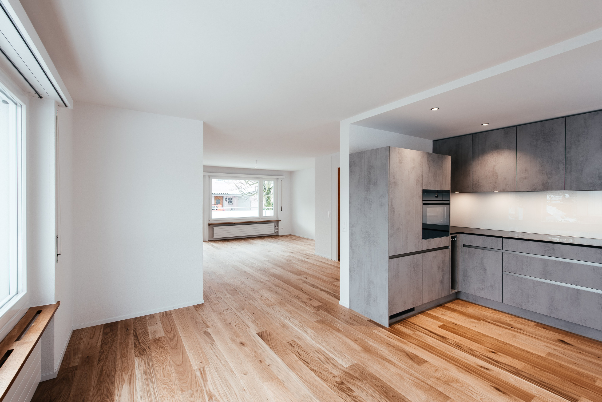 Wohnung, WINDISCH, AARGAU. Hallo! Ich bin Elena und arbeite als Immobilienfotografin