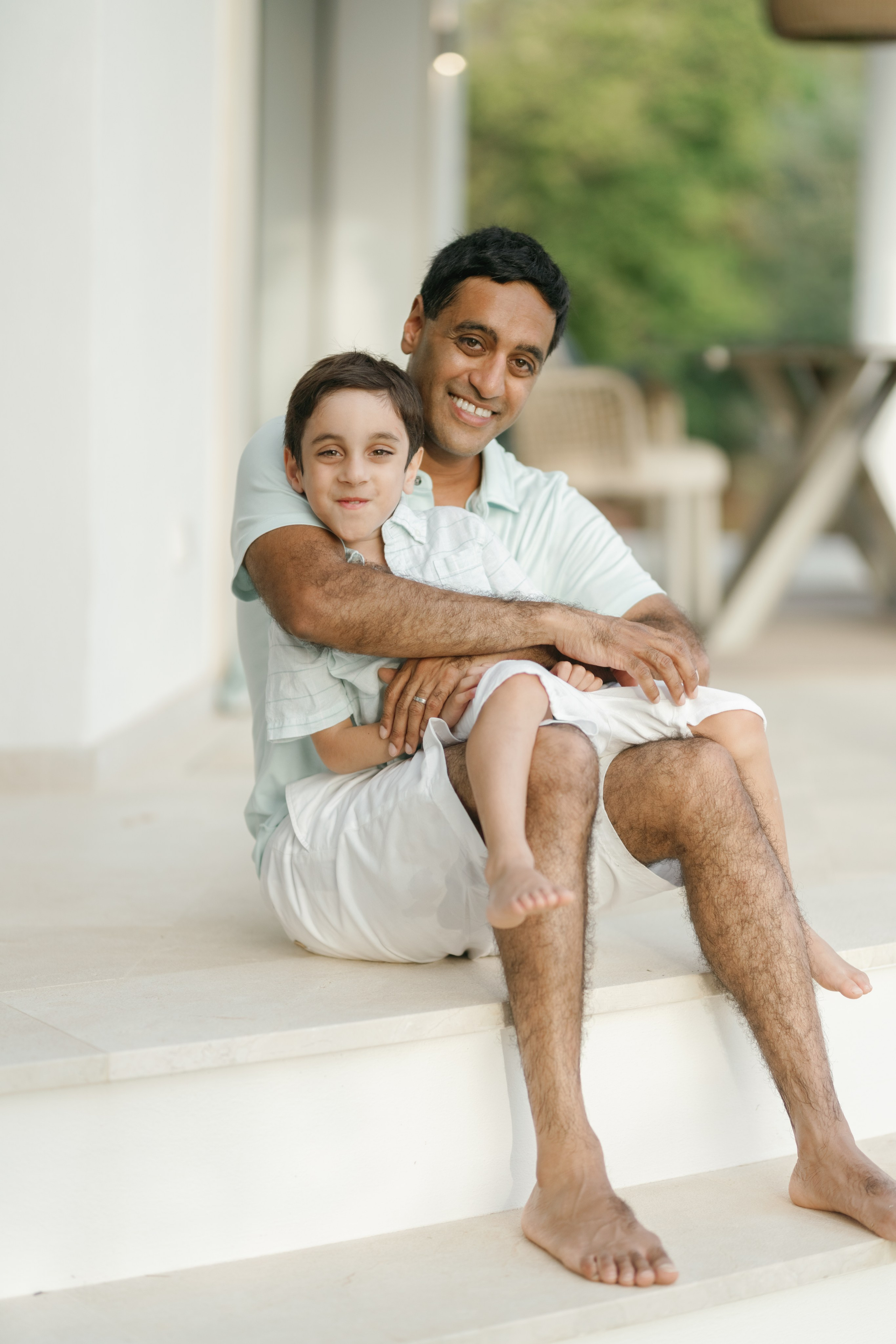 Indian Family Photoshoot in Mallorca. Photographer in Mallorca