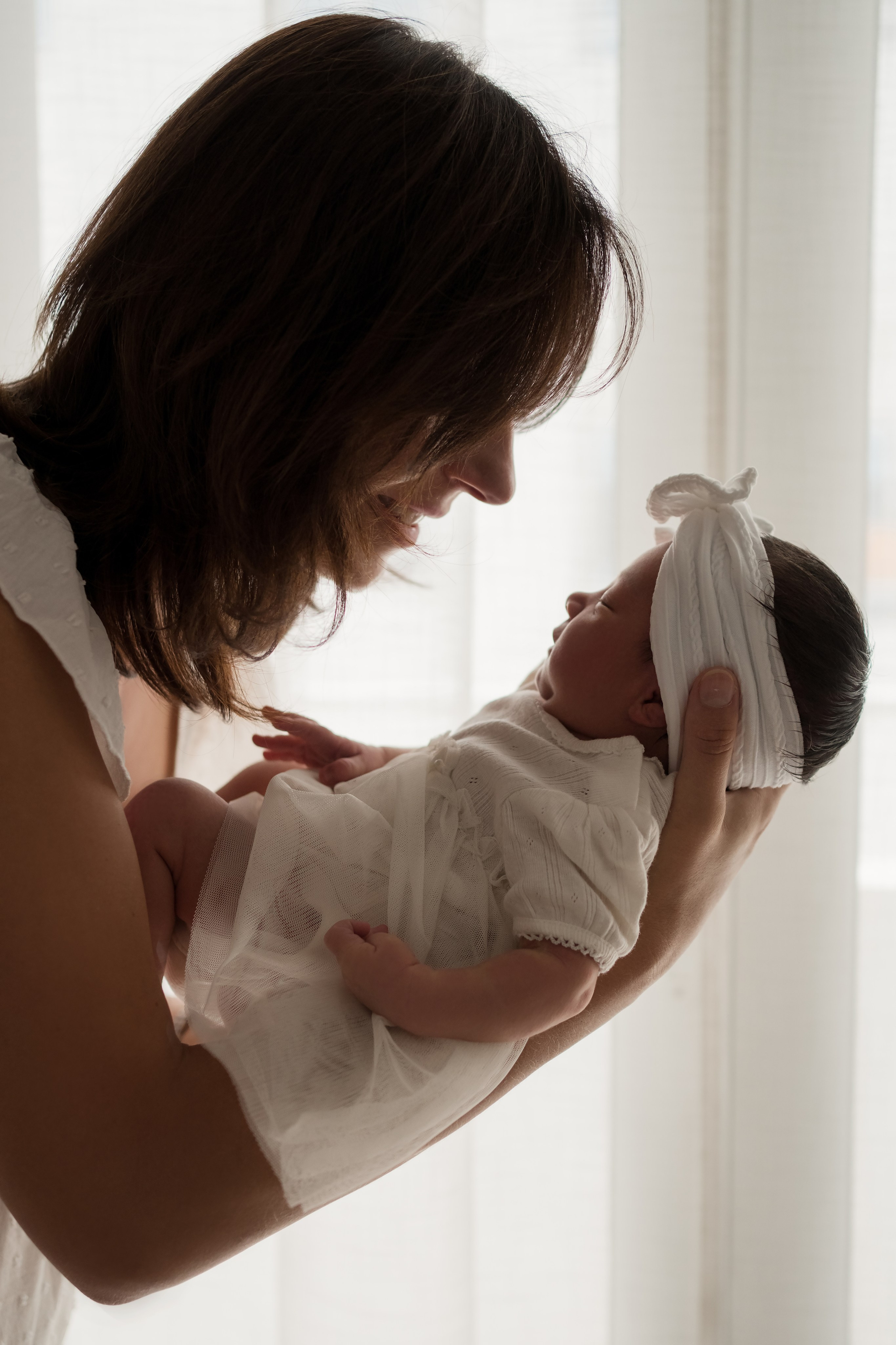 Sweet first days. Angela Iakovleva — Family Photographer in Dubai