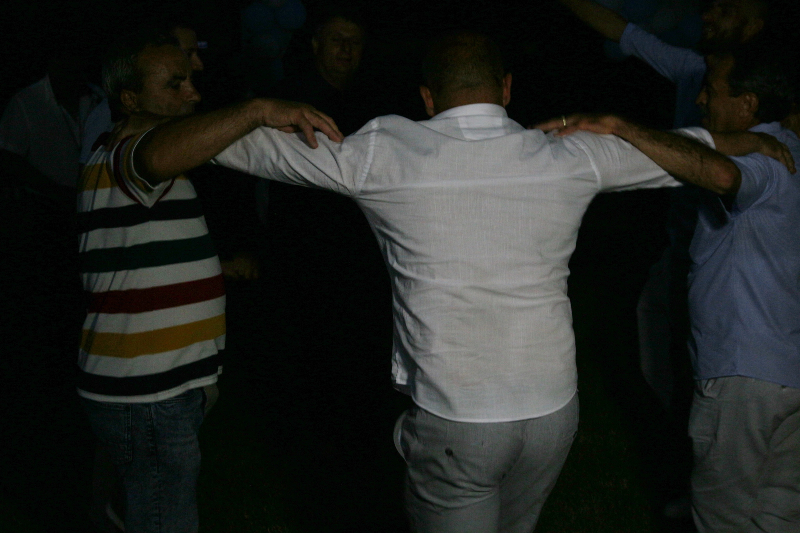 BYZO MEDIA. PETRU BYZO - family and children photographer in ROMANIA