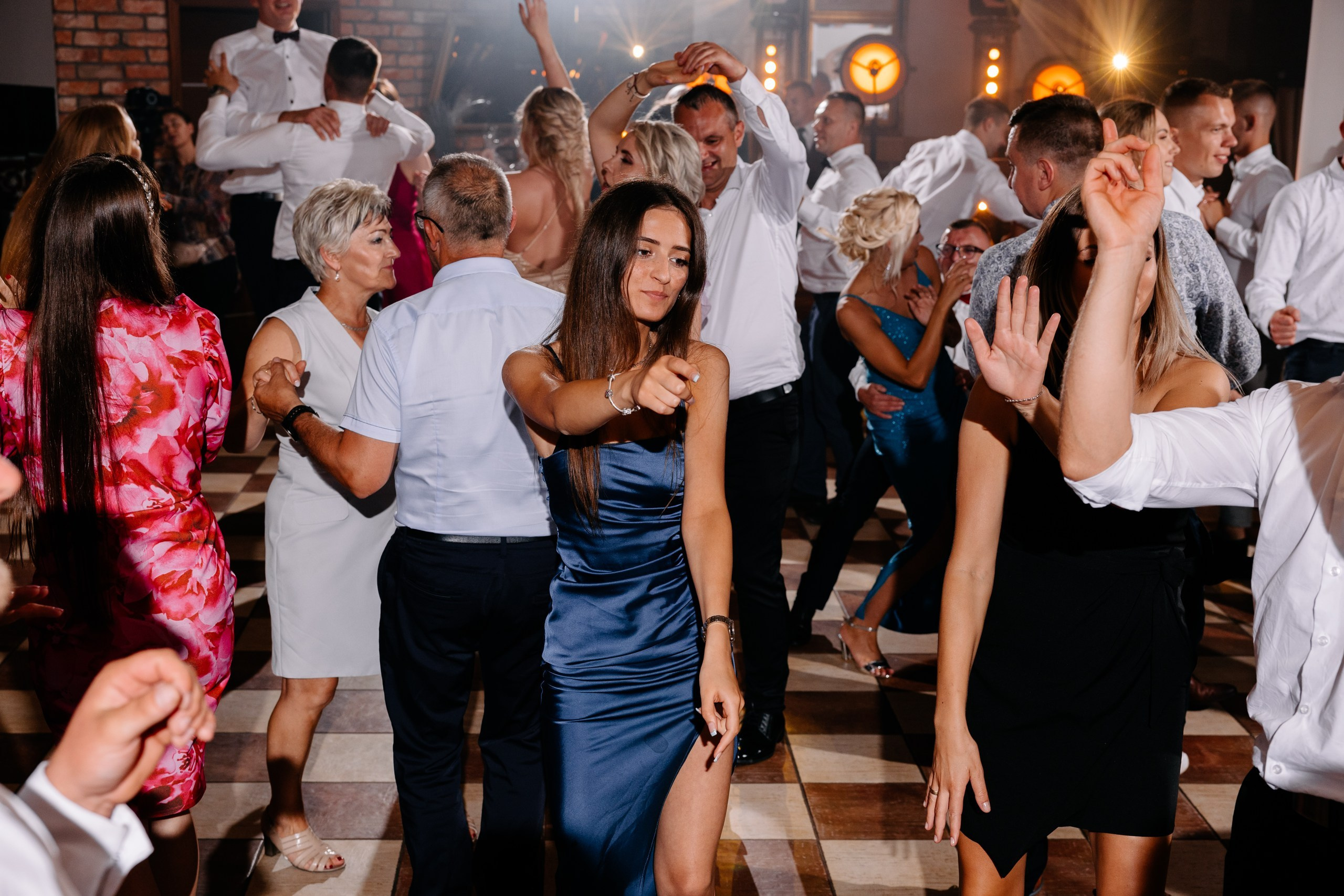 Klaudia ♡ Adrian. Fotograf Ślubny Warszawa - Sesje Biznesowe Rodzinne Eventy