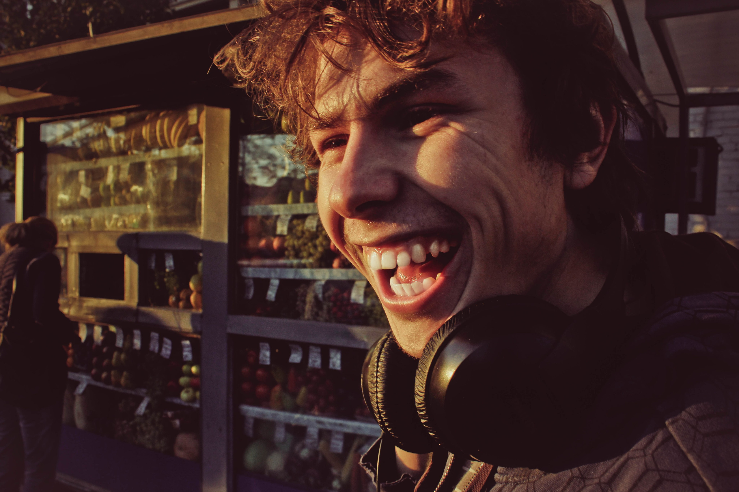 2011. Стрит-фотография, полная абсурда, идиотизма и красоты