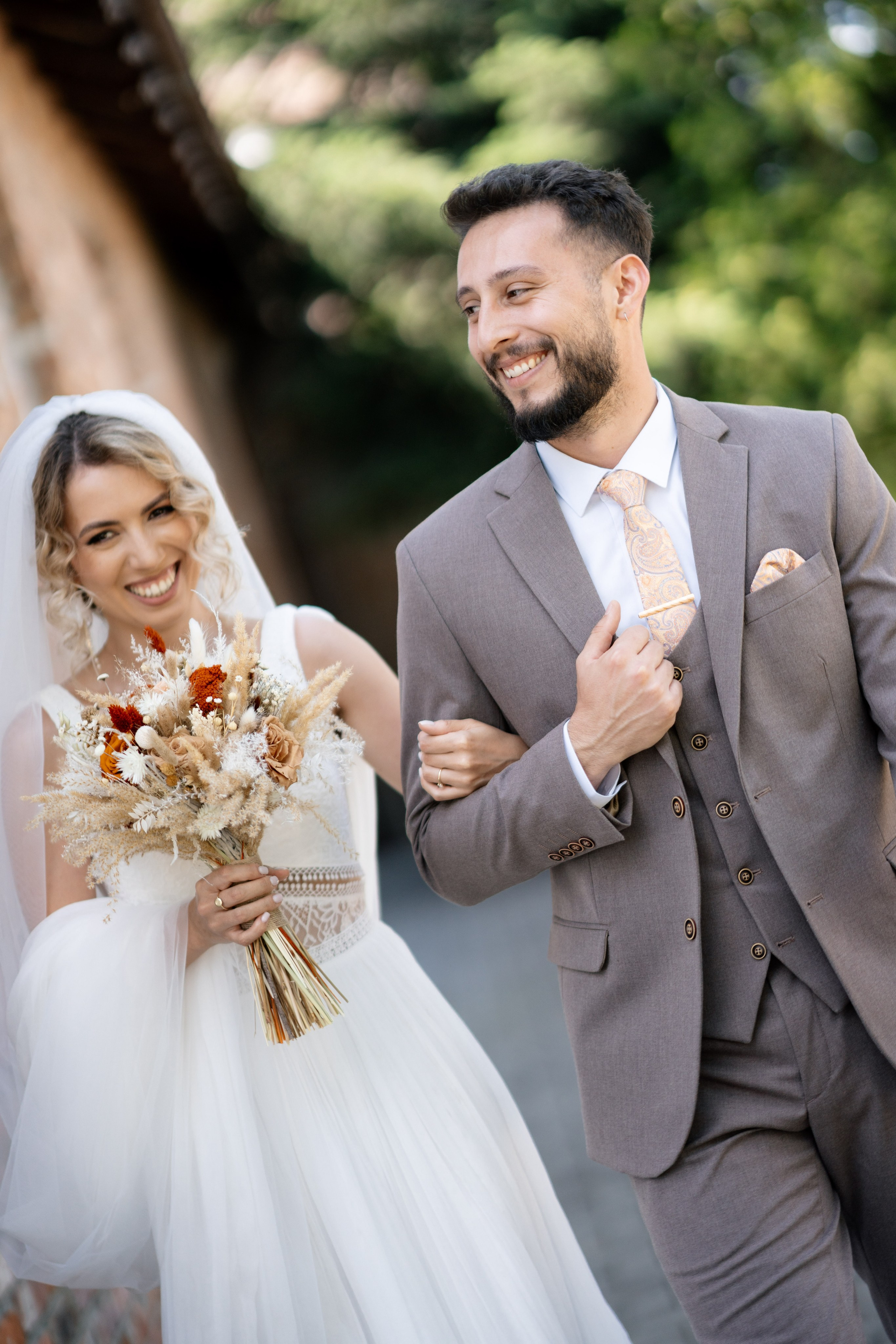 Octavia & Theo. Destination Wedding Photographer Alex Pasarelu