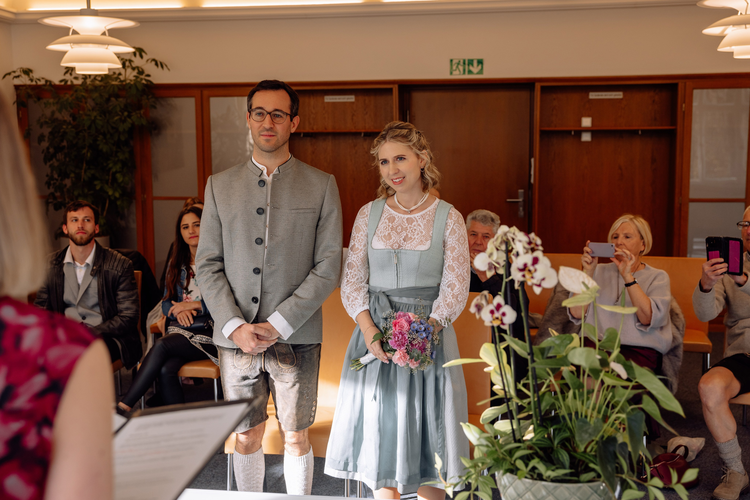 Herbsthochzeit im Standesamt Schwabing. Hochzeitsfotograf München Taufe Familienfotograf Tanja Mauke