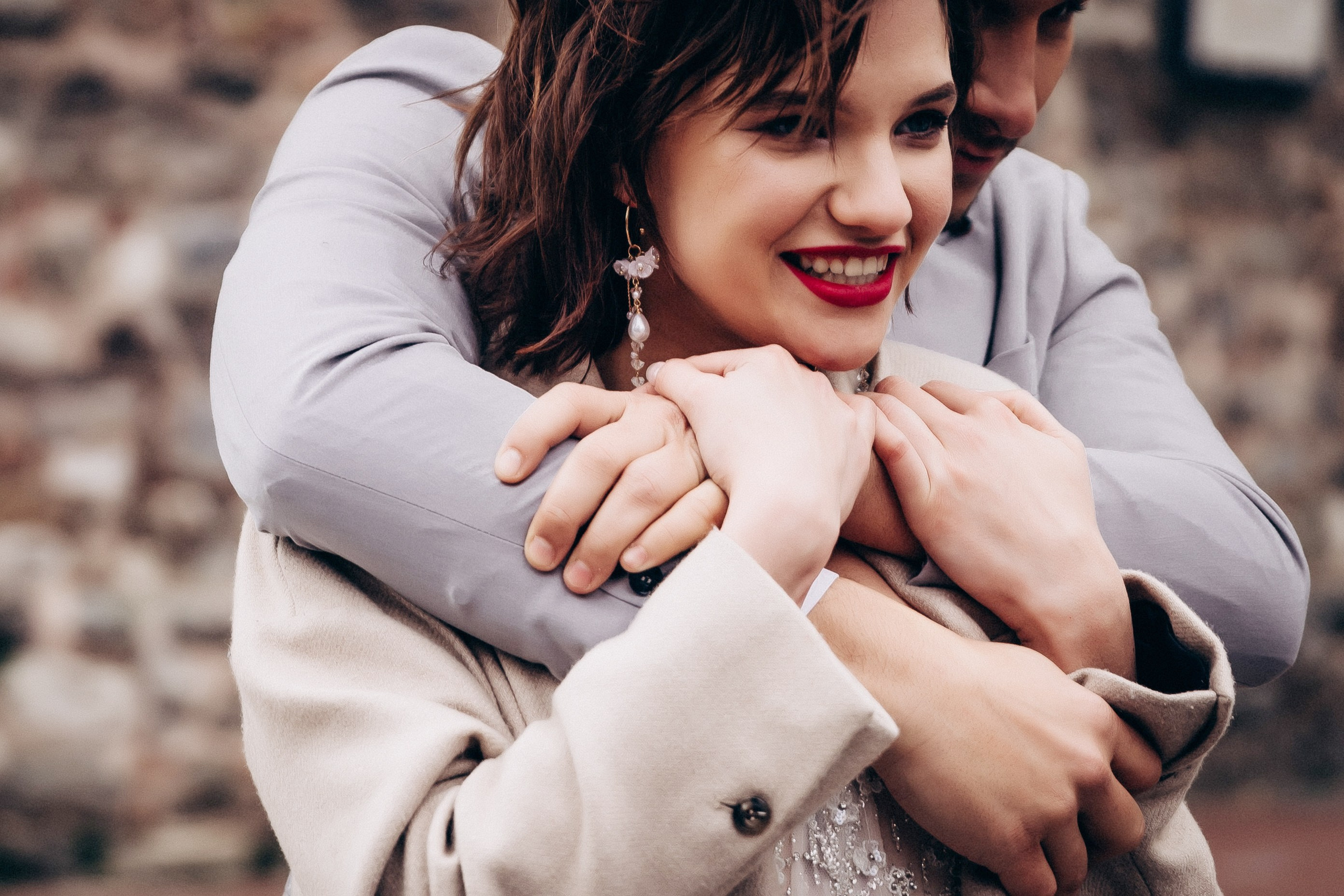  Wedding photographer Düsseldorf – couple photoshoot on the Rhine river.