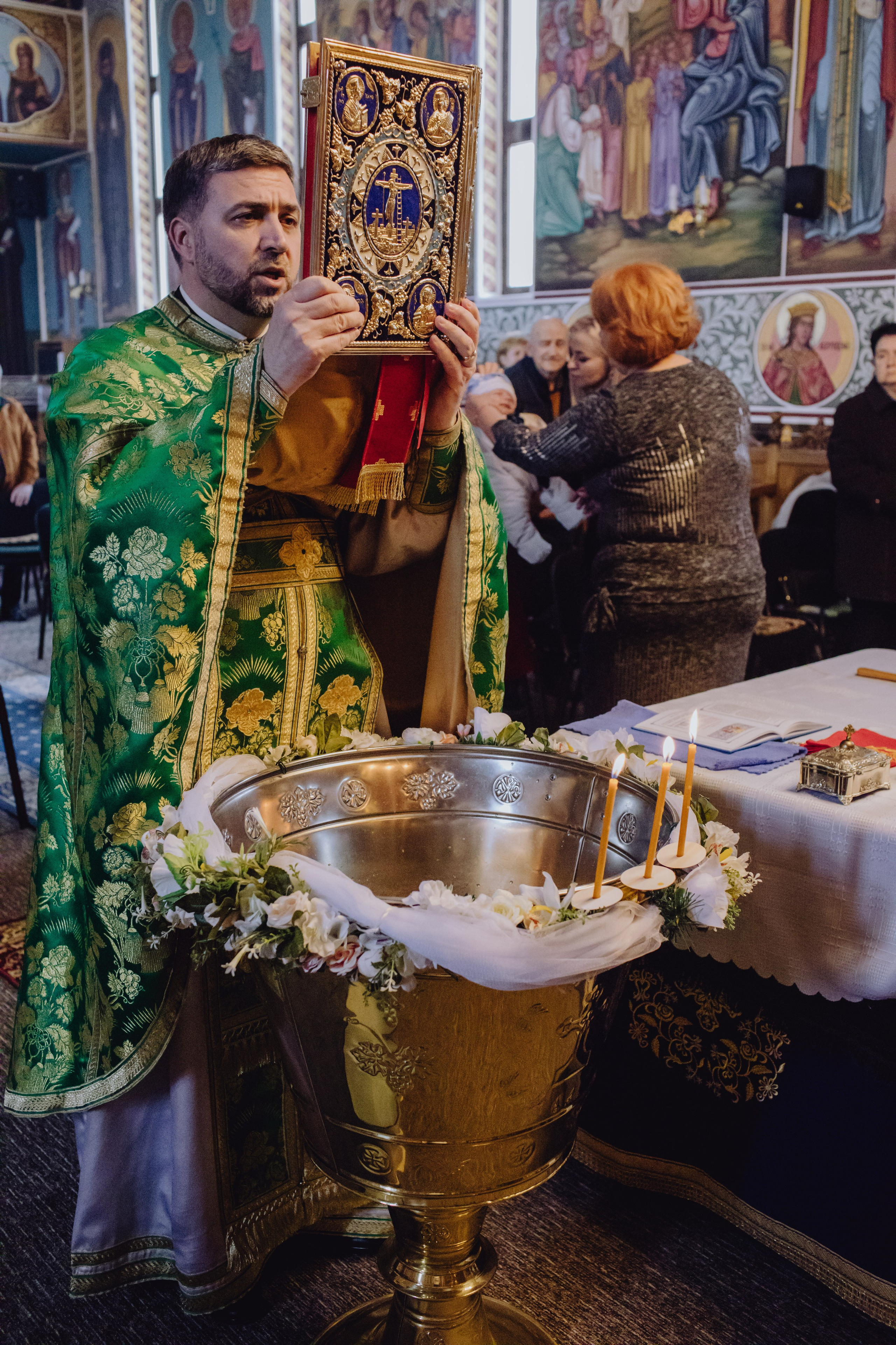 Ștefan. Wedding & couple photographer from Romania Rut Vetan