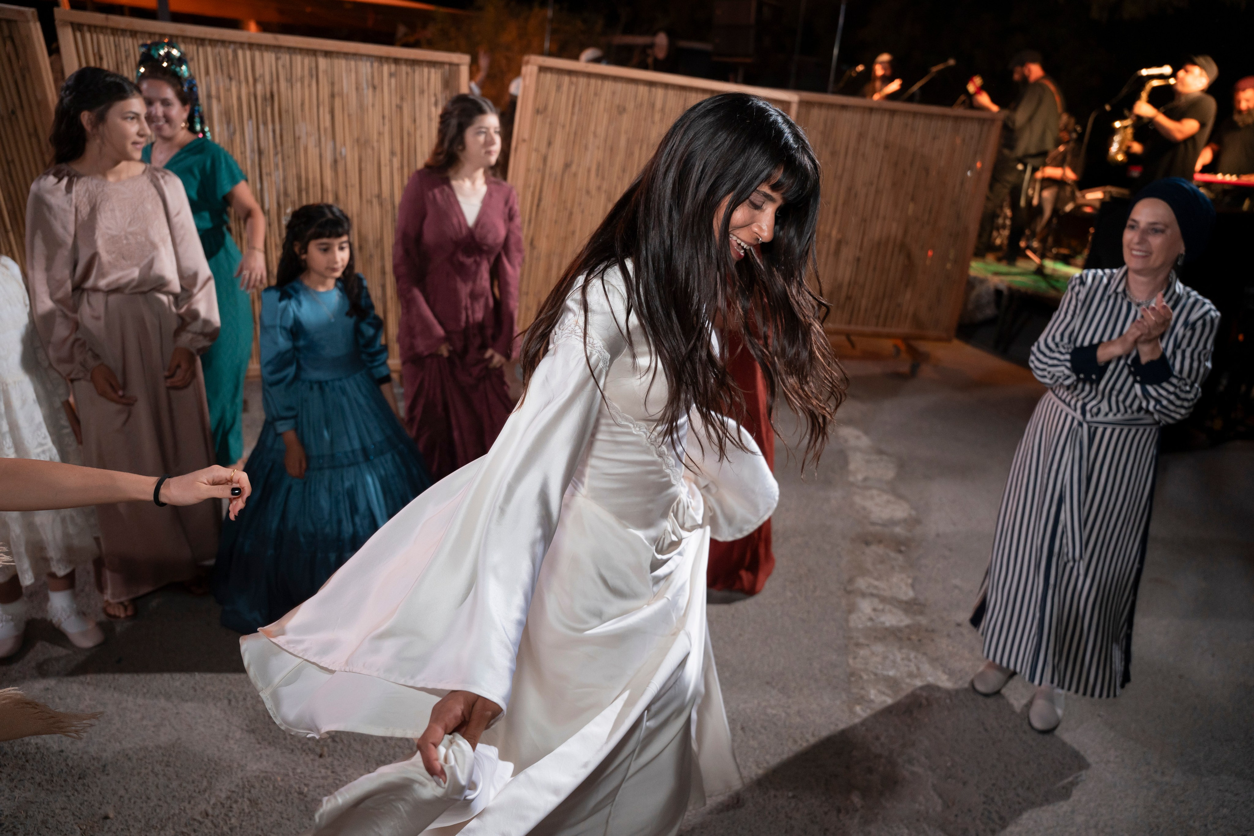 עדן ושלהבת. יוסף מזרחי צילום חתונה, ברית וזוגיות. צלם מקצועי שאוהב להוציא אתכם הכי יפים ברגעים הכי מרגשים