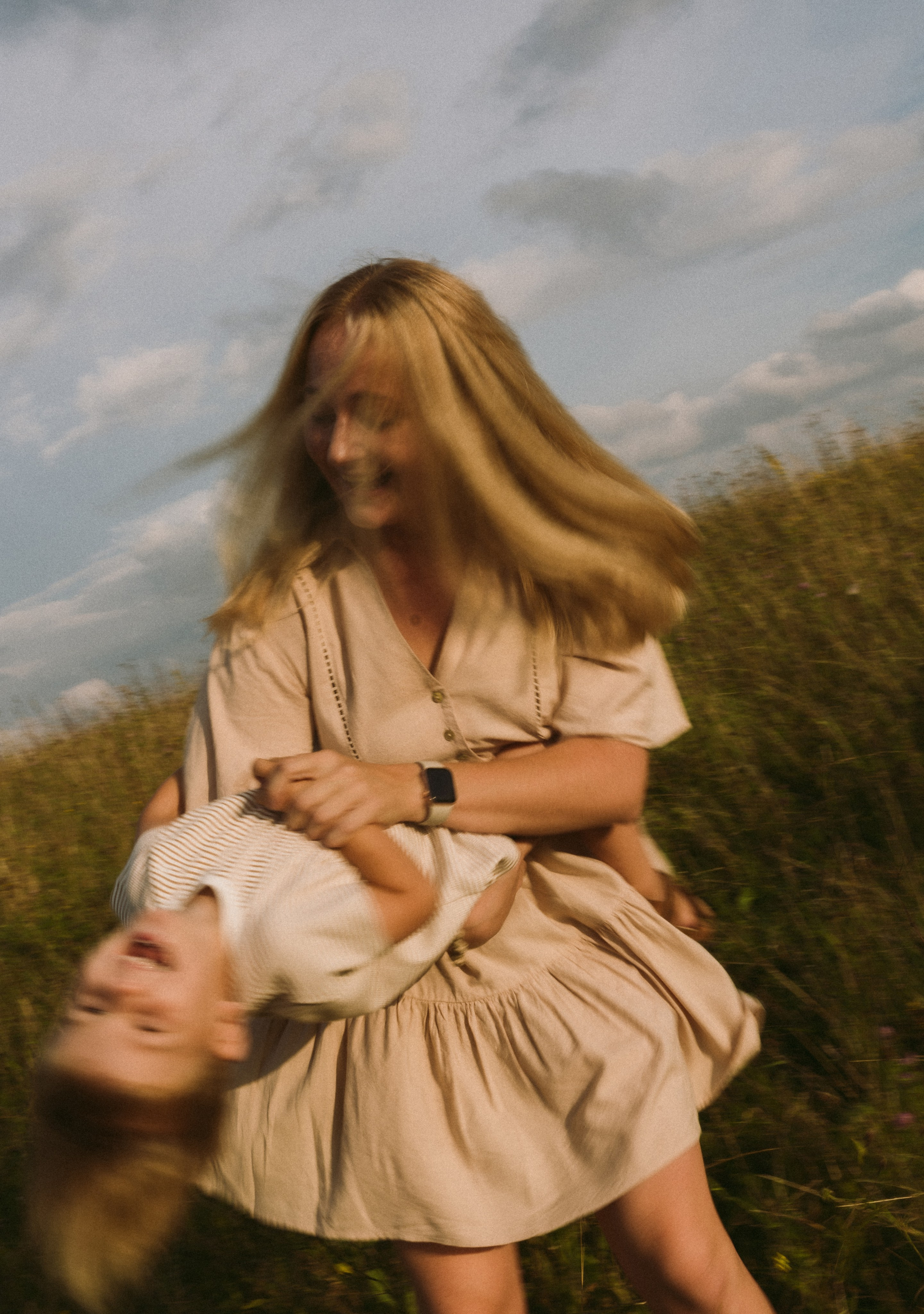 Simonos ir Mariaus šeima | PIEVA. Vestuvių ir šeimų fotografė Lena Bondarenko / belove photo