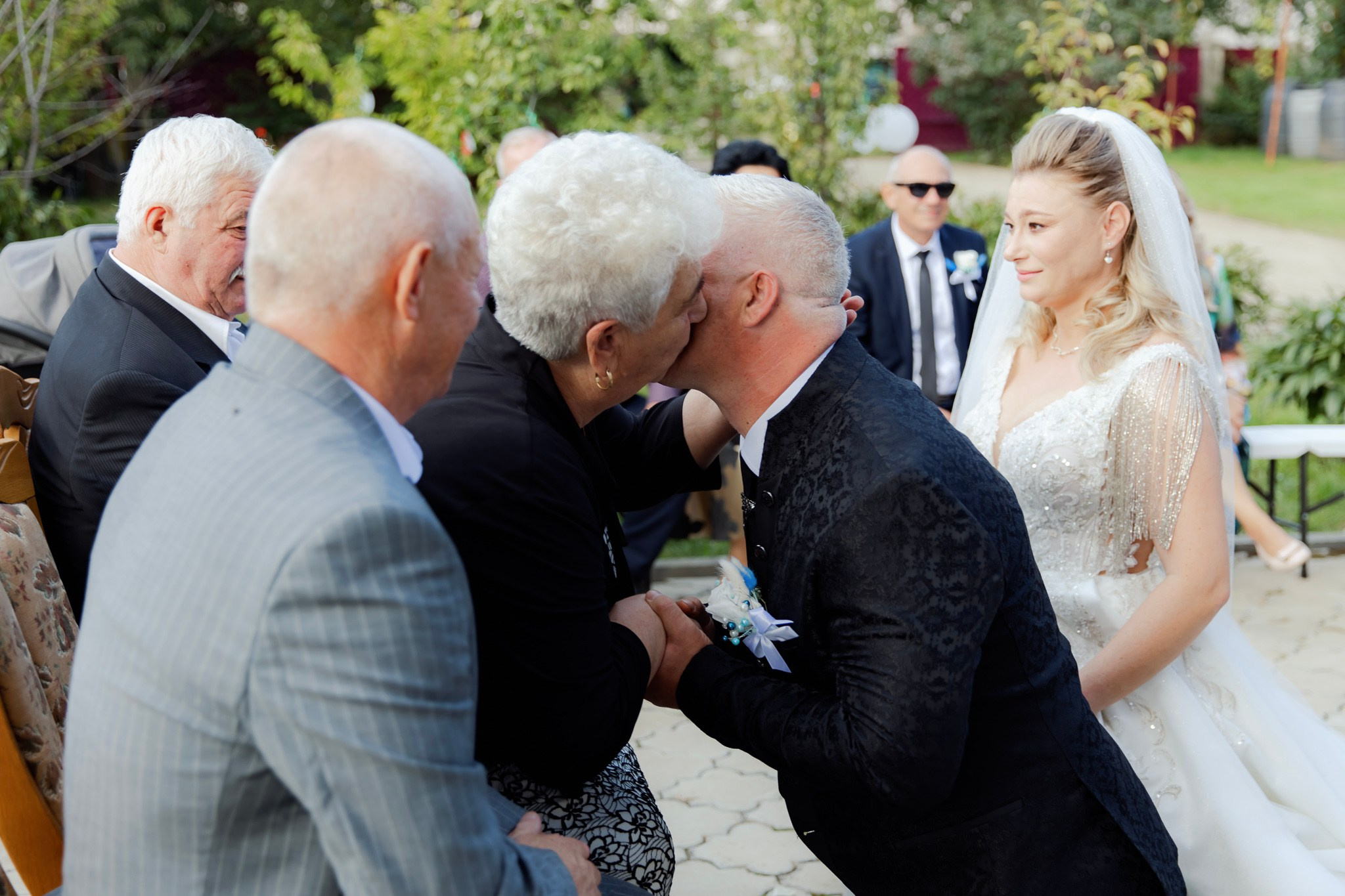 Mihai & Oana. Servicii foto-video profesionale, pentru momente de neuitat