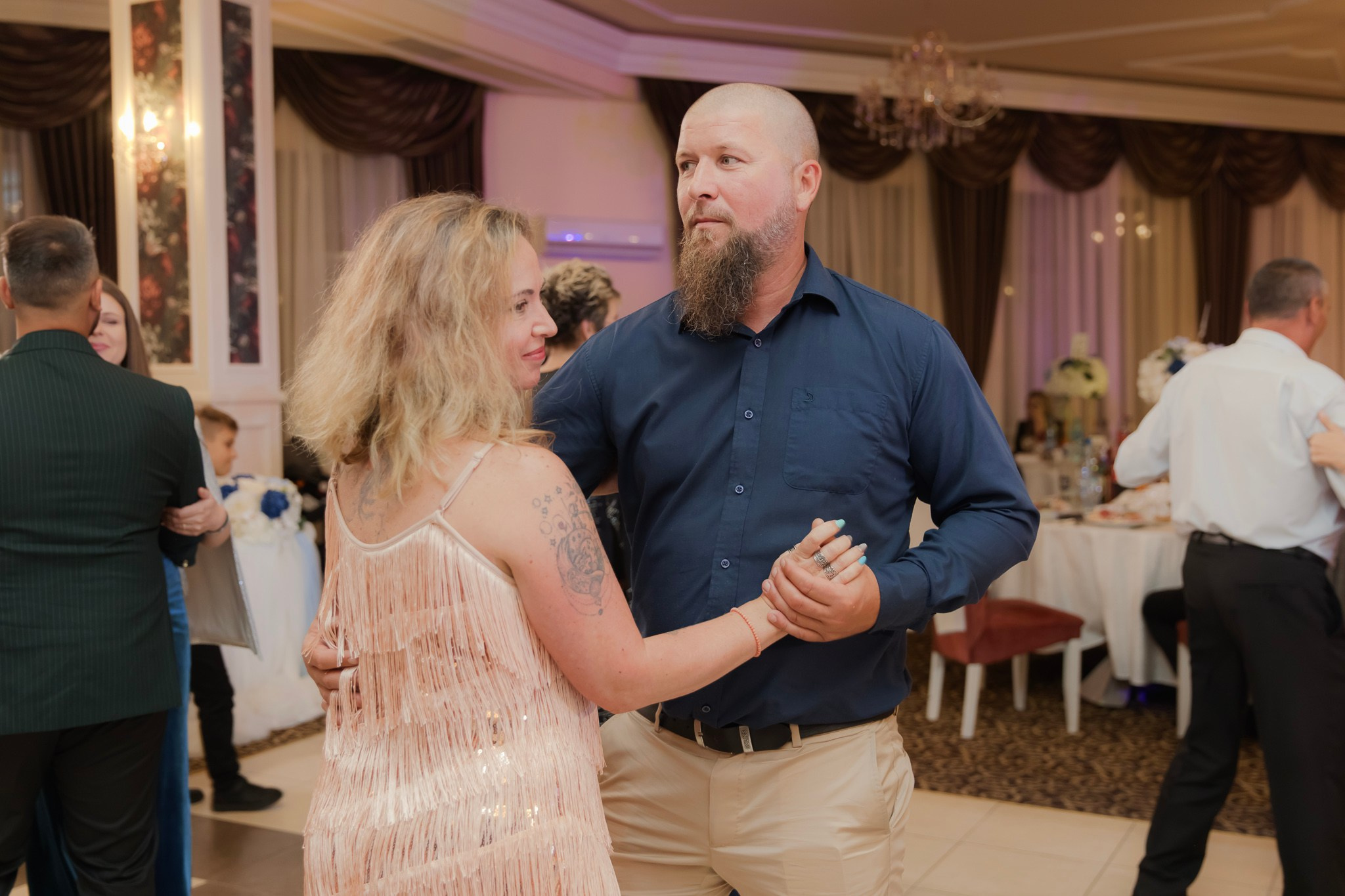 Mihai & Oana. Servicii foto-video profesionale, pentru momente de neuitat