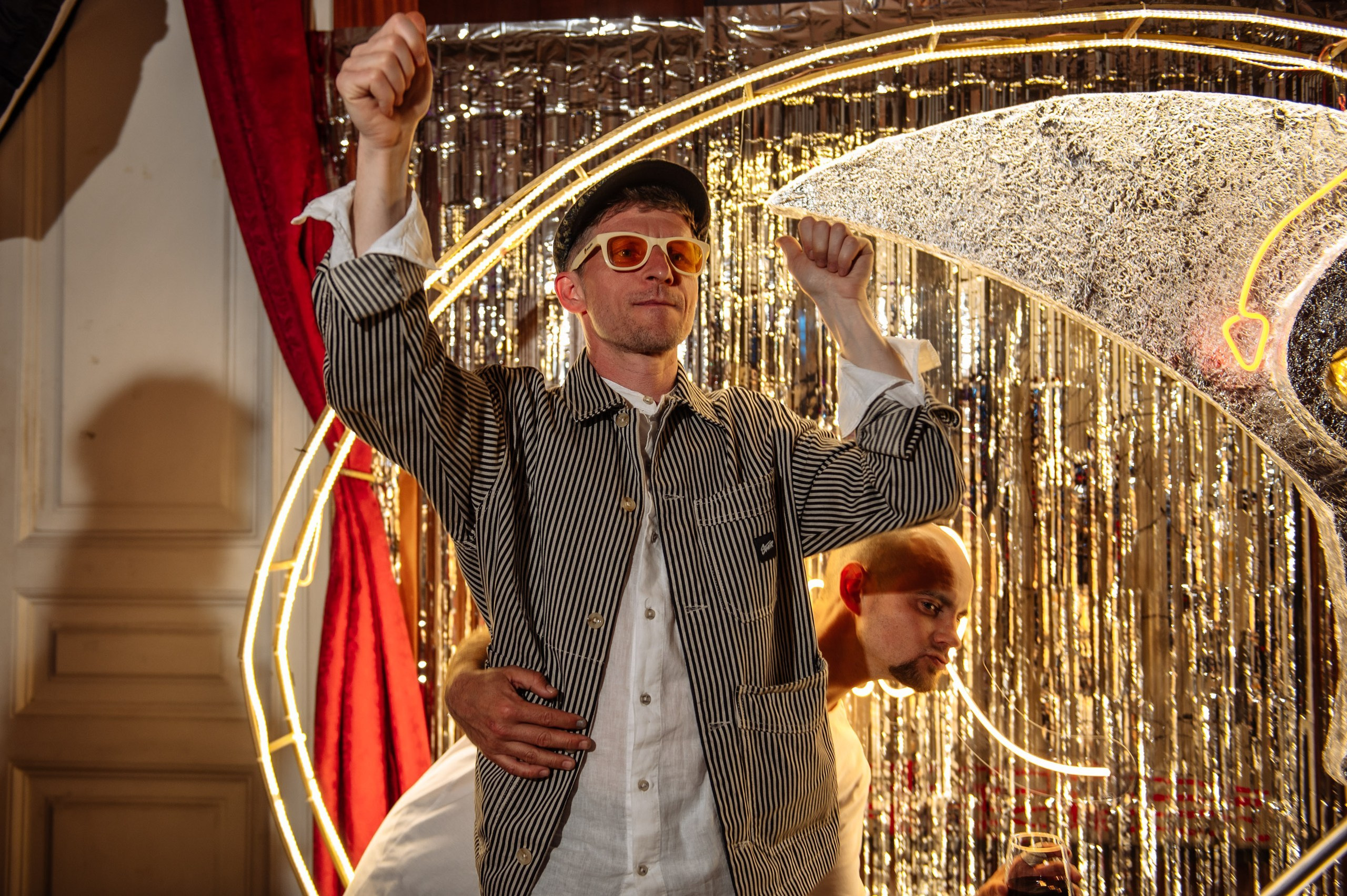 Show en estilo Studio 54 — fotografía de evento temático. Фотограф Екатерина Гасанова — фотосессии в Барселоне